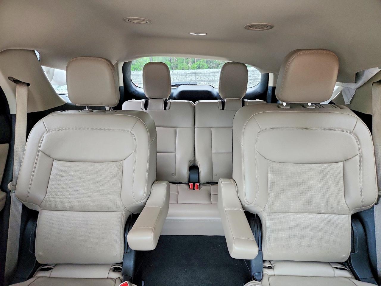 2022 Ford Explorer Limited White vin: 1FMSK7FH9NGA54707