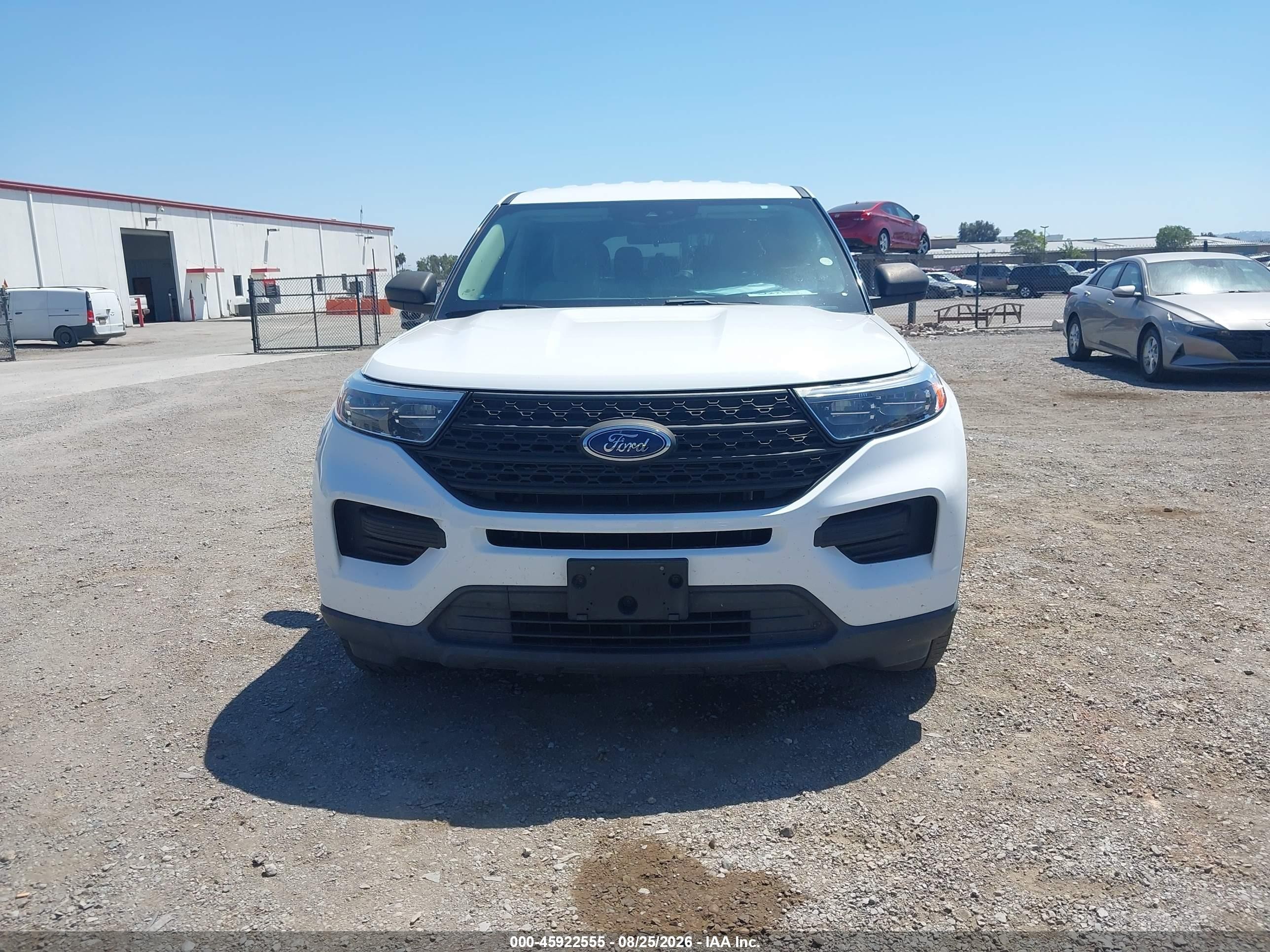2020 Ford Explorer   Белый vin: 1FMSK8BB2LGC68507