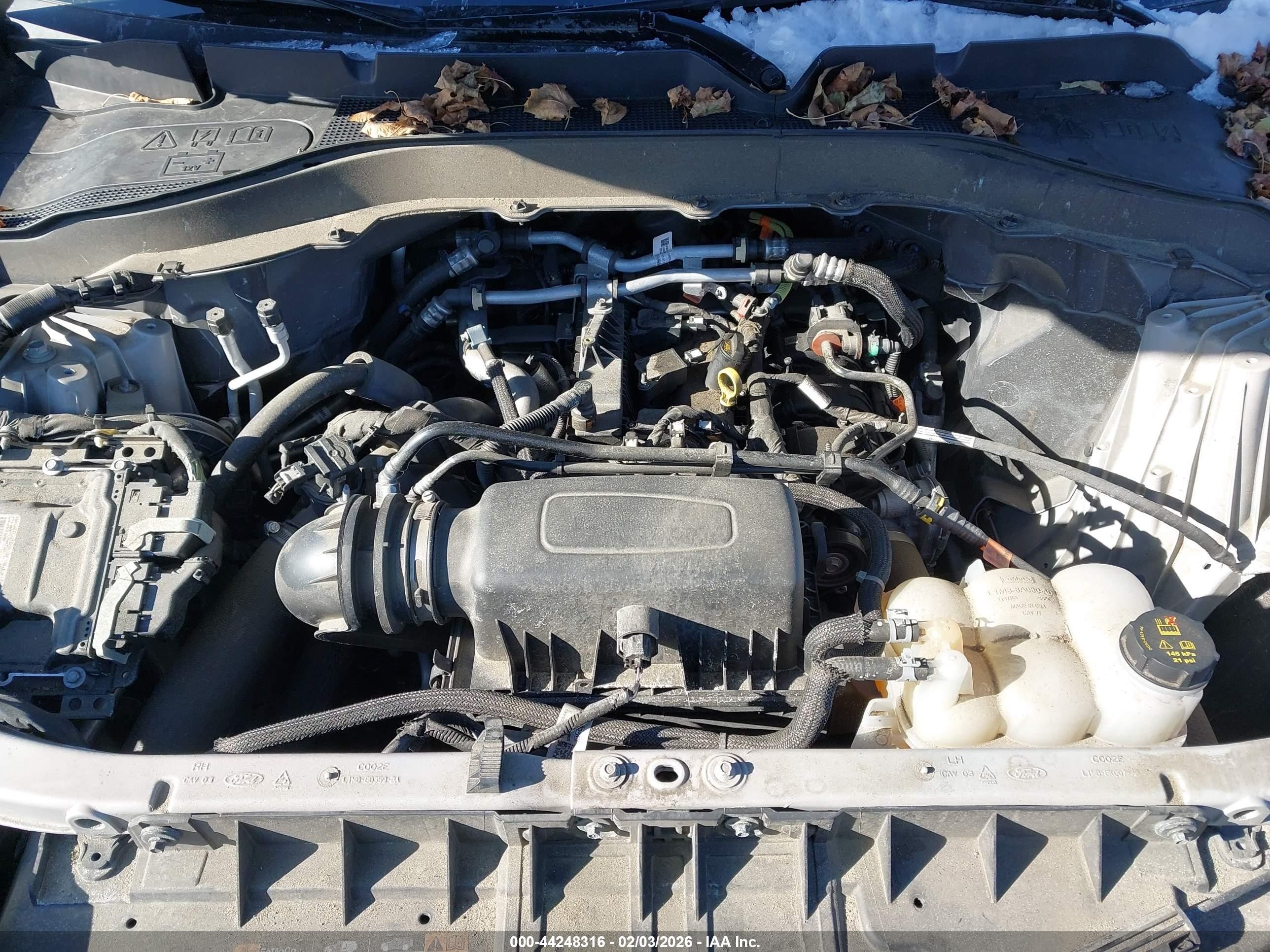 2022 Ford Explorer   Silver vin: 1FMSK8BH7NGC07564