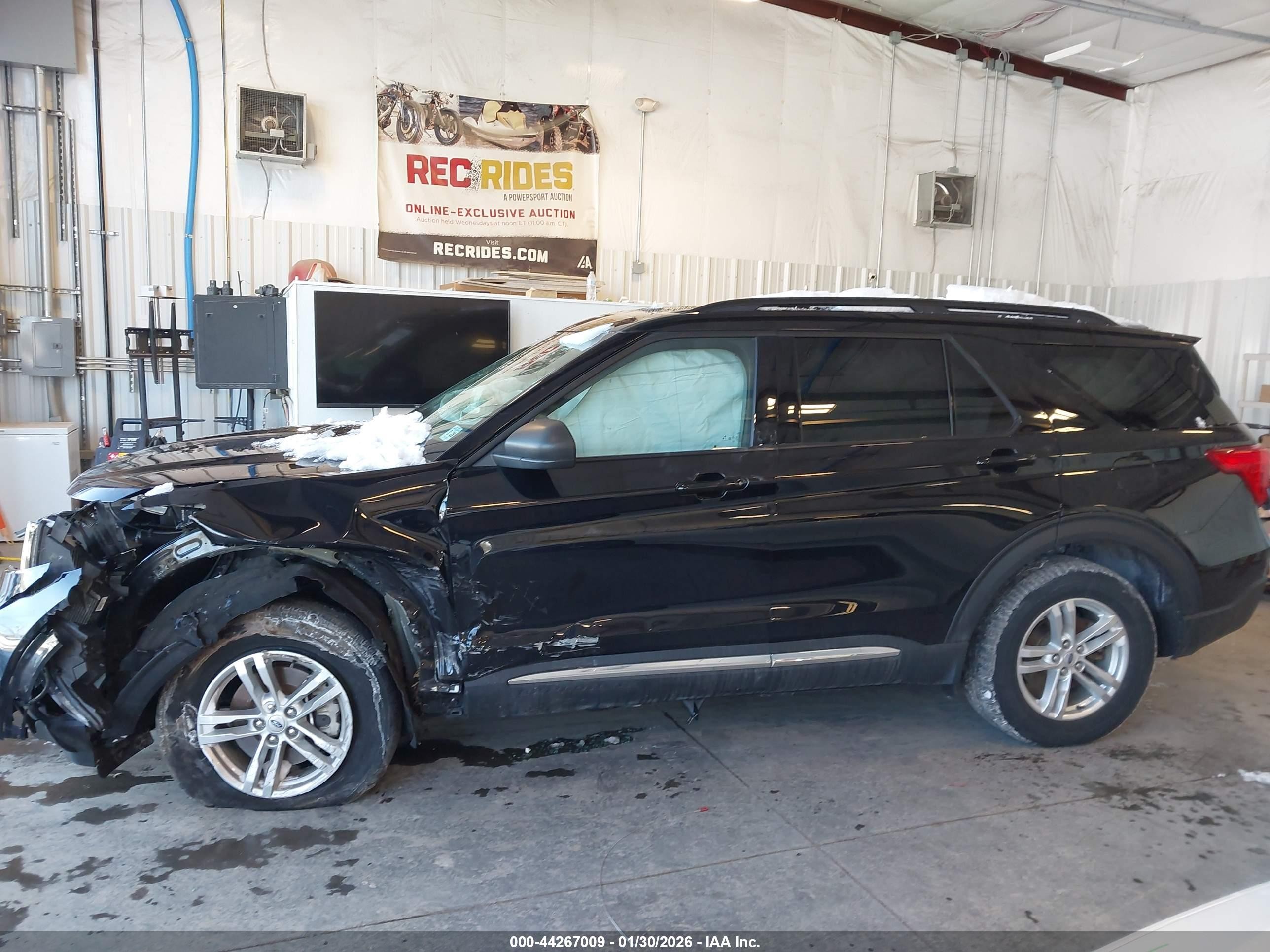 2022 Ford Explorer Xlt Black vin: 1FMSK8DH0NGC38510