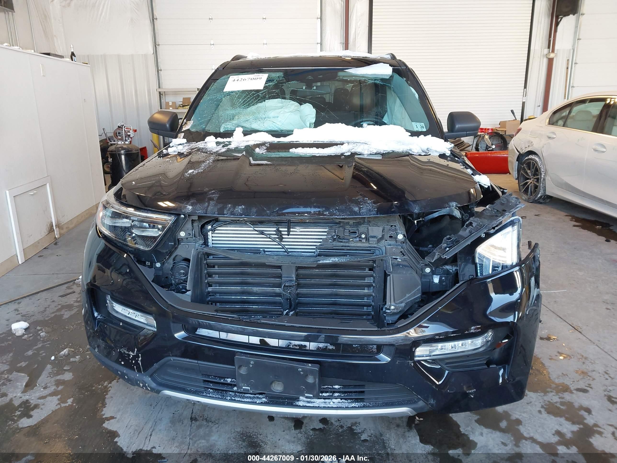 2022 Ford Explorer Xlt Black vin: 1FMSK8DH0NGC38510
