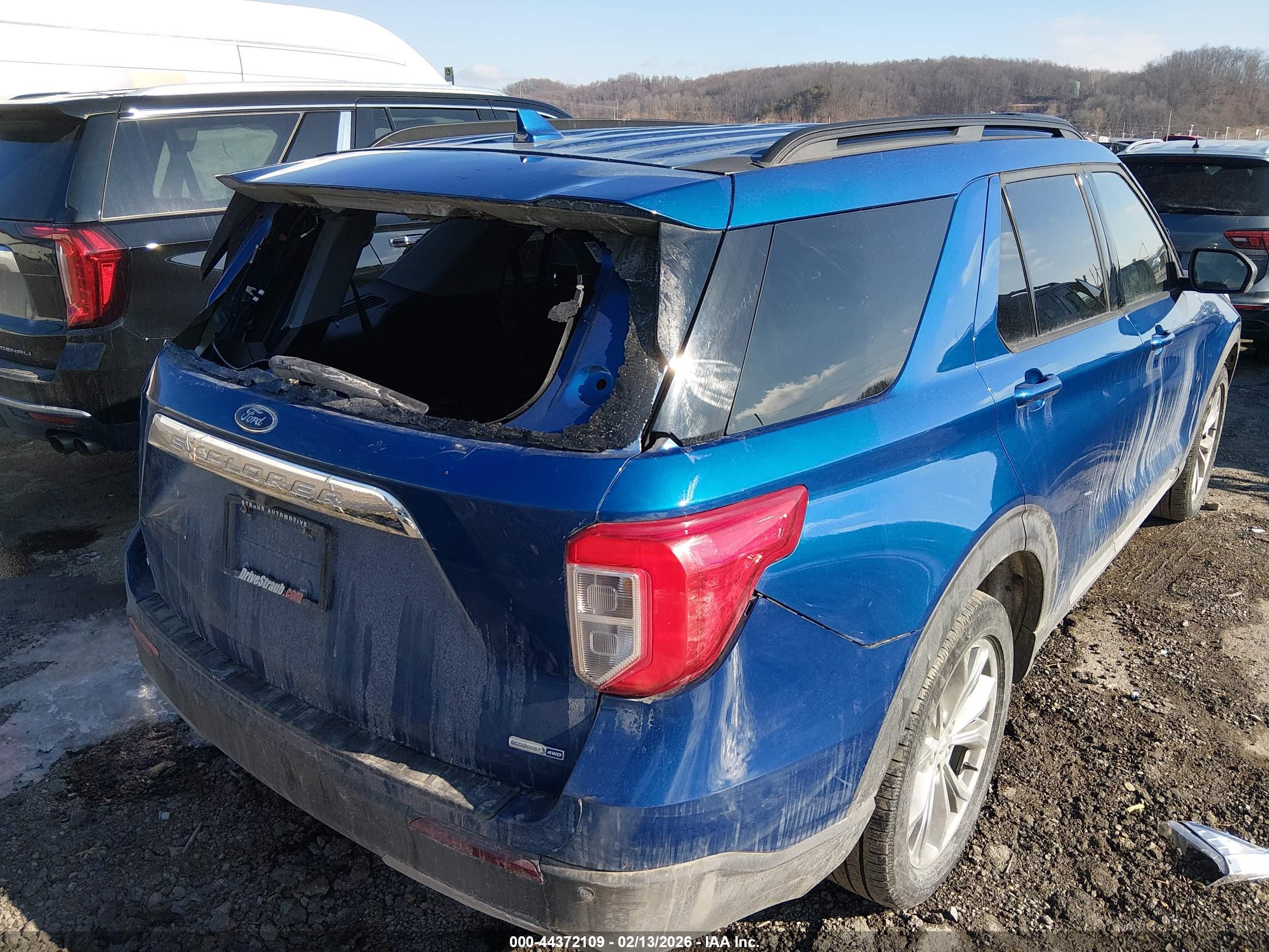 2020 Ford Explorer Xlt Blue vin: 1FMSK8DH1LGC77748