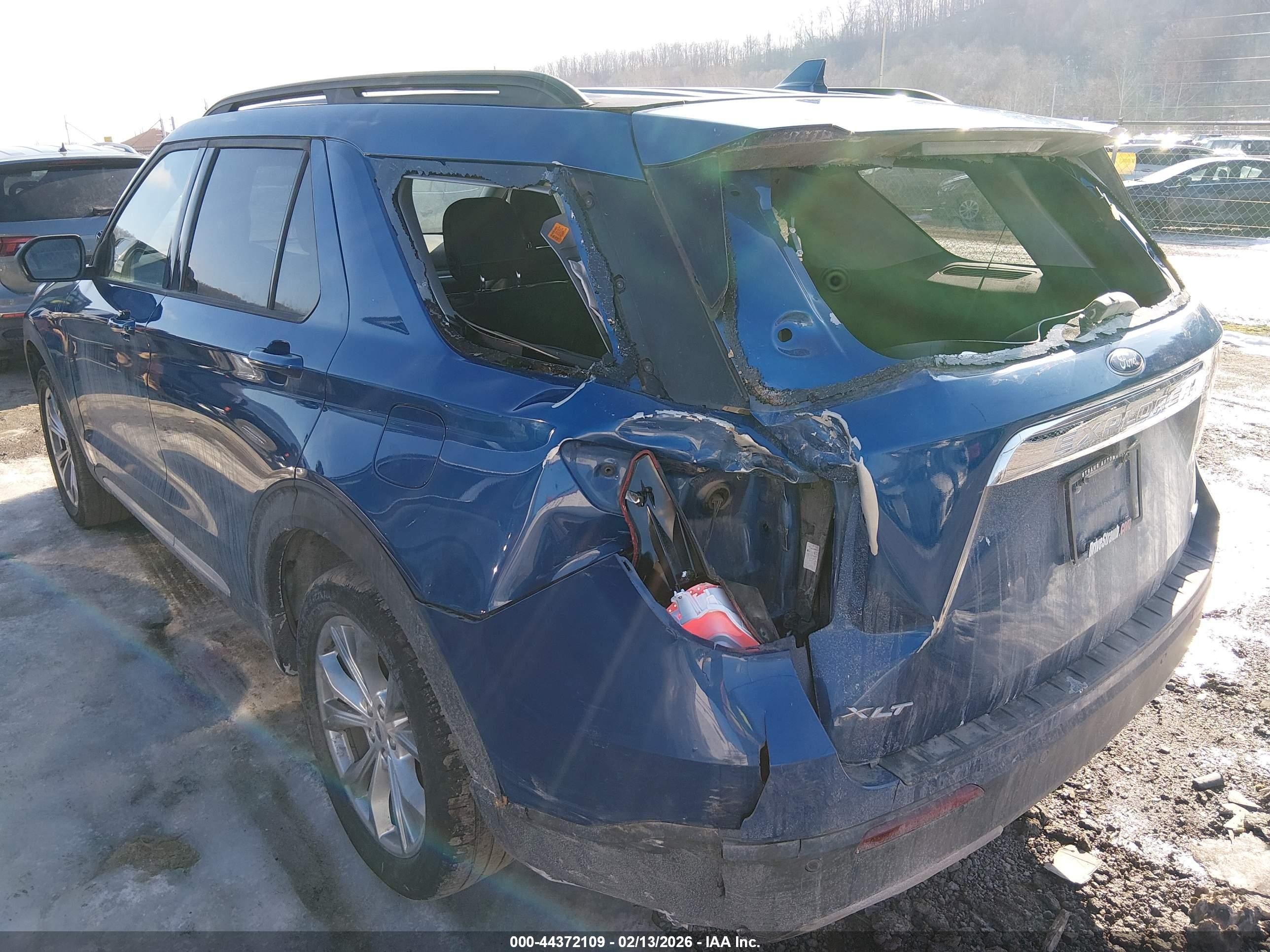 2020 Ford Explorer Xlt Blue vin: 1FMSK8DH1LGC77748