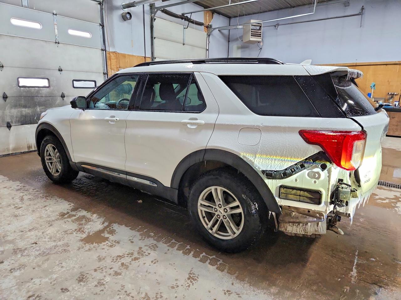 2022 Ford Explorer Xlt White vin: 1FMSK8DH1NGB02435