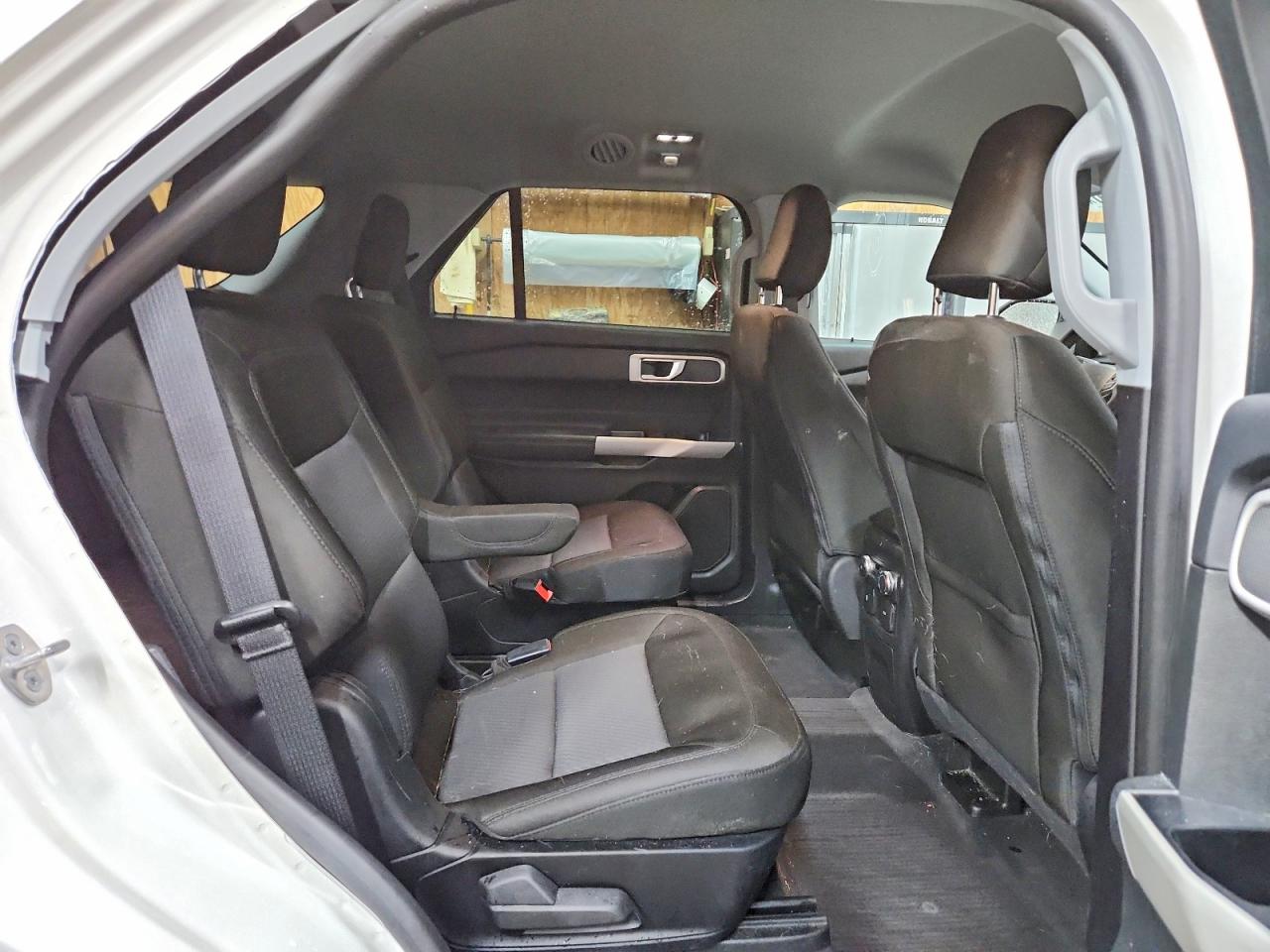 2022 Ford Explorer Xlt White vin: 1FMSK8DH1NGB02435