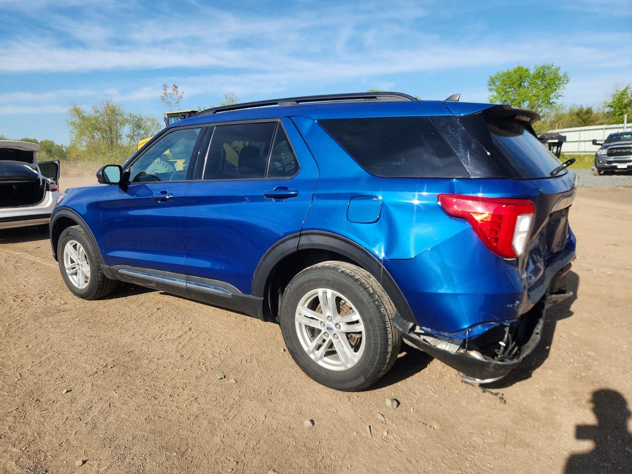 2023 Ford Explorer Xlt Blue vin: 1FMSK8DH1PGA00037