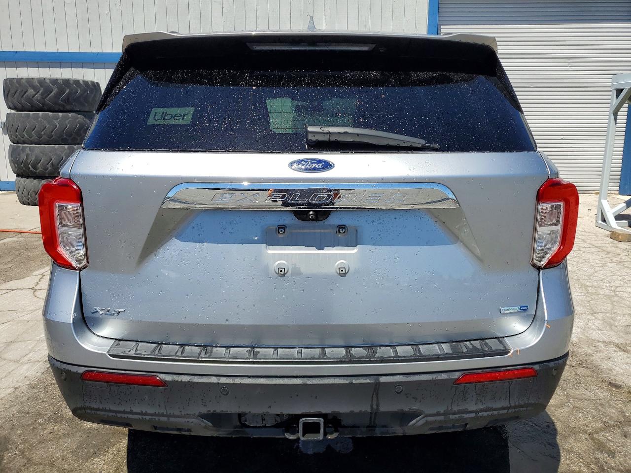 2020 Ford Explorer Xlt Silver vin: 1FMSK8DH2LGA40556