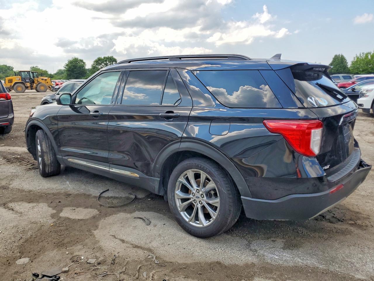 2021 Ford Explorer Xlt Black vin: 1FMSK8DH2MGB78406
