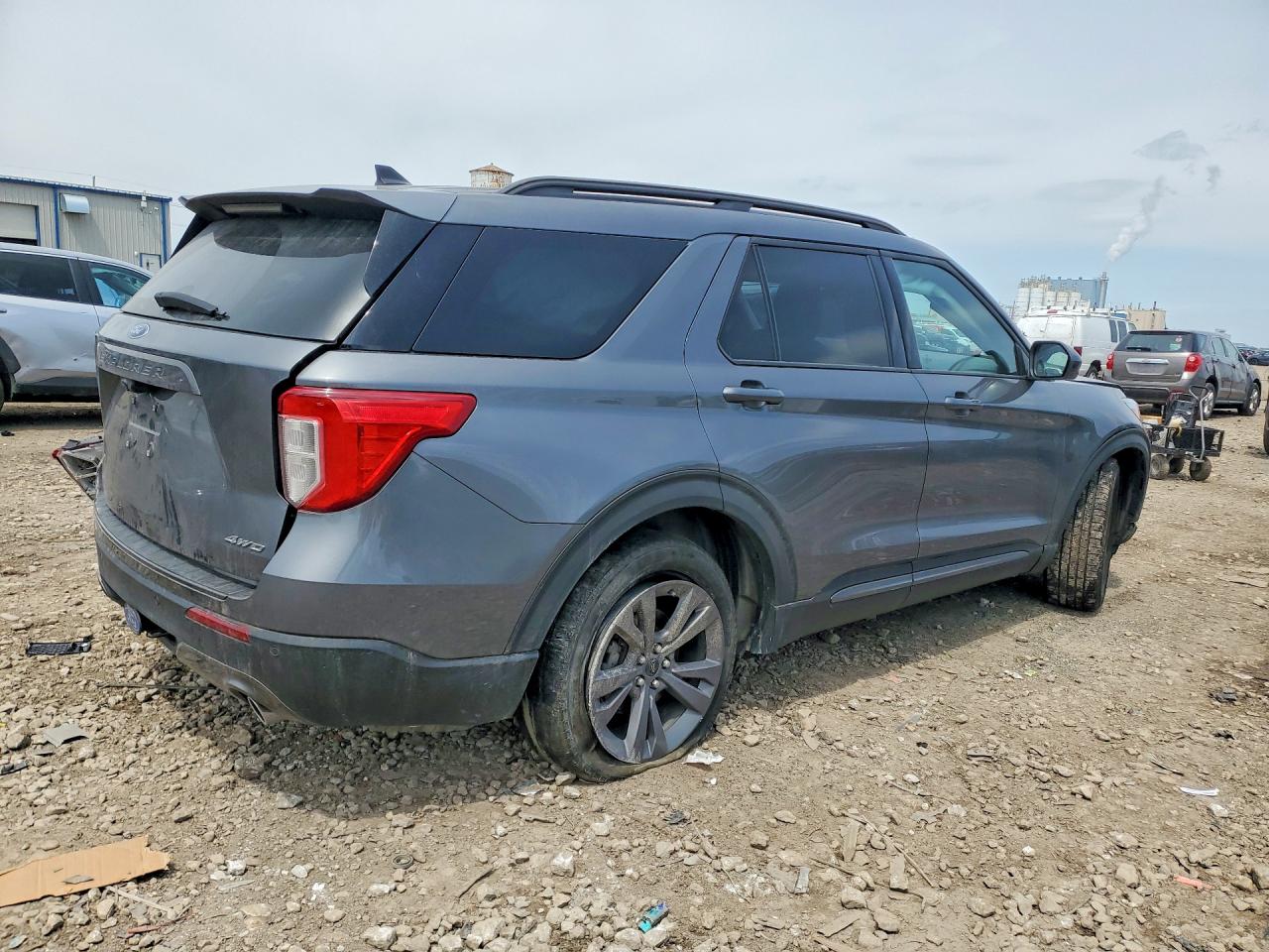 2022 Ford Explorer Xlt Gray vin: 1FMSK8DH2NGC41473