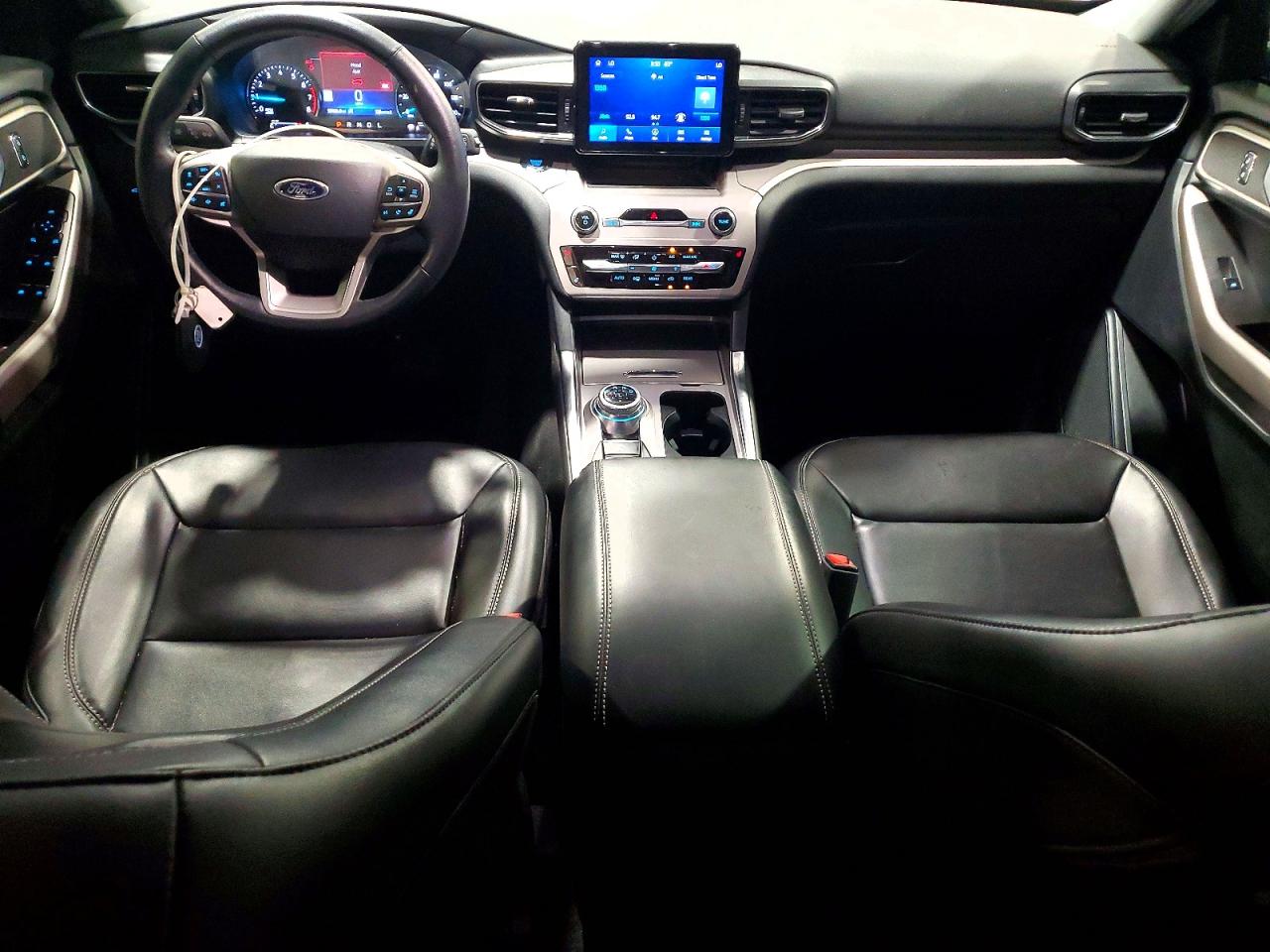 2023 Ford Explorer Xlt Silver vin: 1FMSK8DH2PGB79866