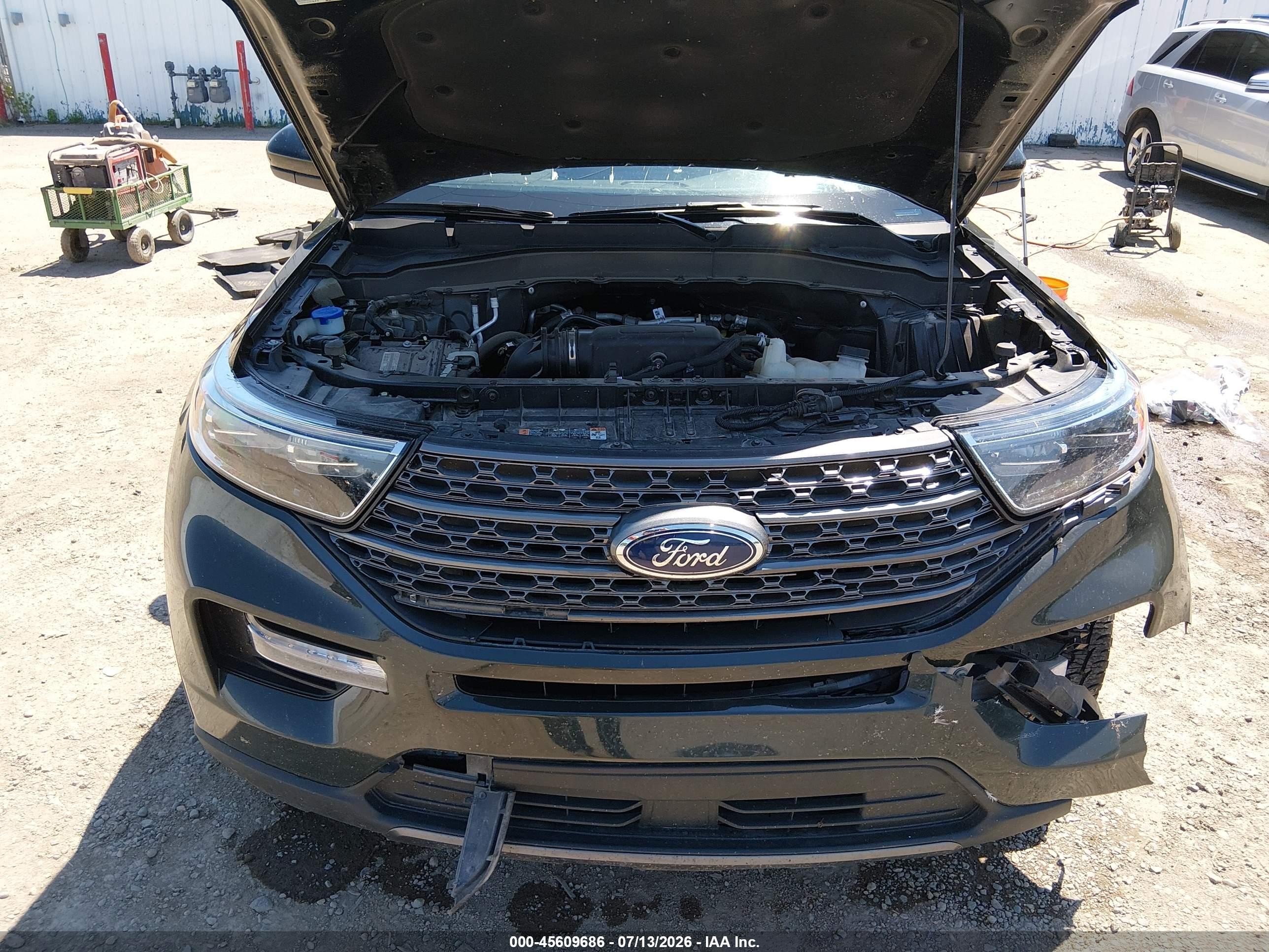 2022 Ford Explorer Xlt Gray vin: 1FMSK8DH3NGB61745