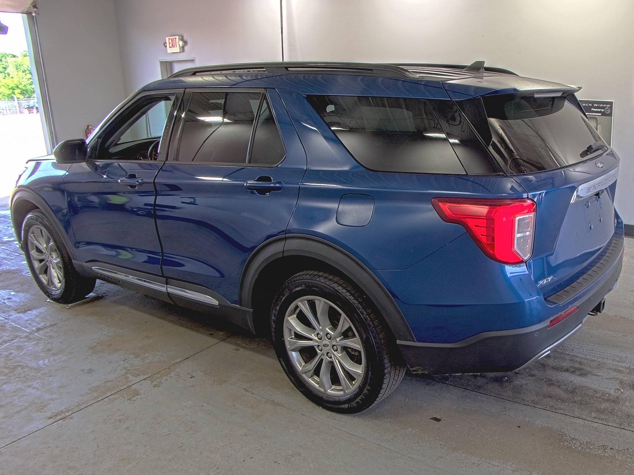 2021 Ford Explorer Xlt vin: 1FMSK8DH4MGB54771
