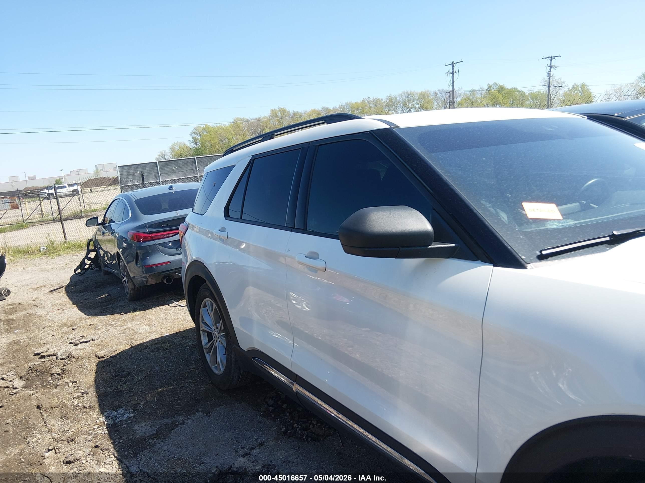 2020 Ford Explorer Xlt Белый vin: 1FMSK8DH5LGB91309