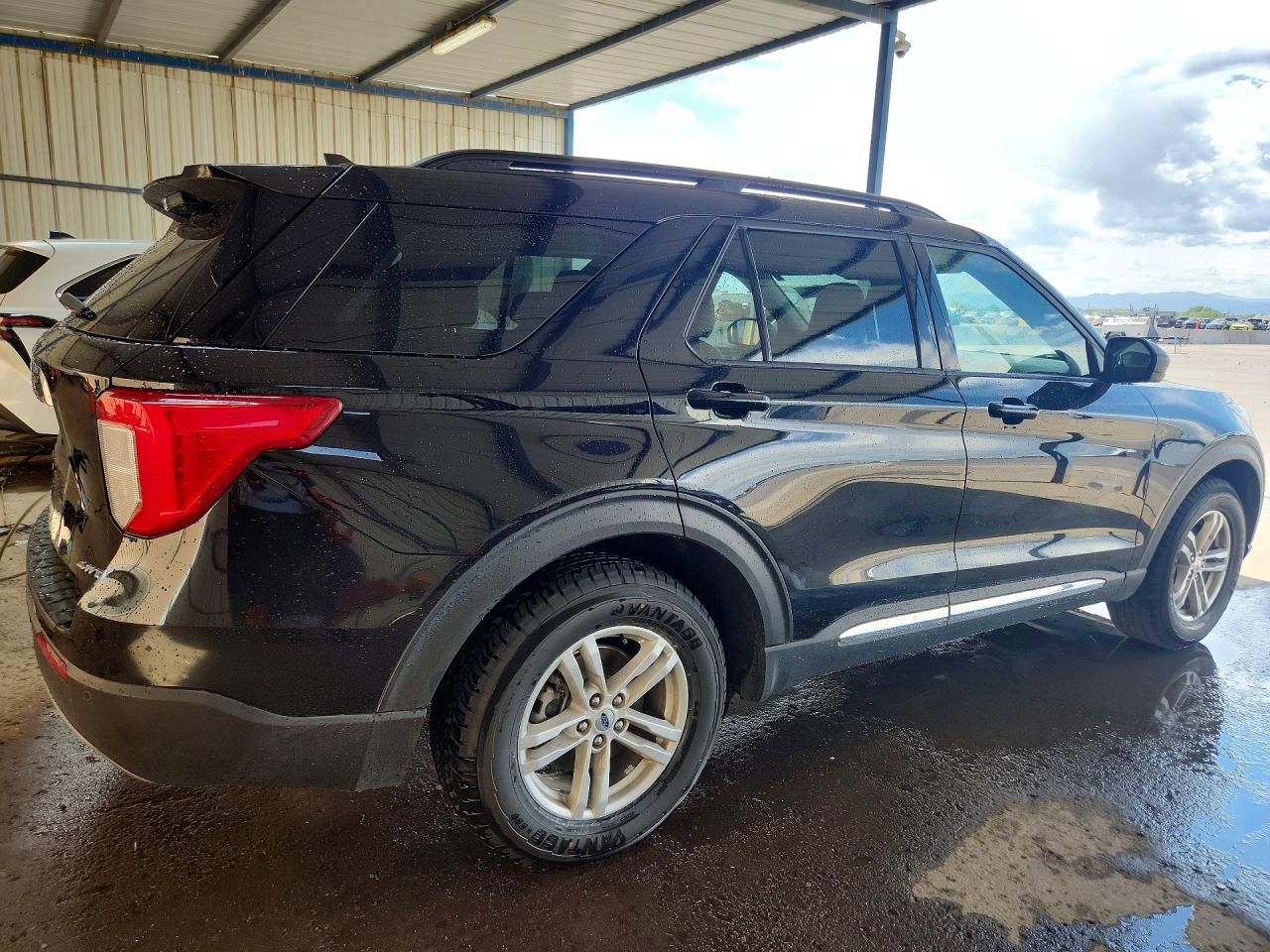 2024 Ford Explorer Xlt Black vin: 1FMSK8DH6RGA05446