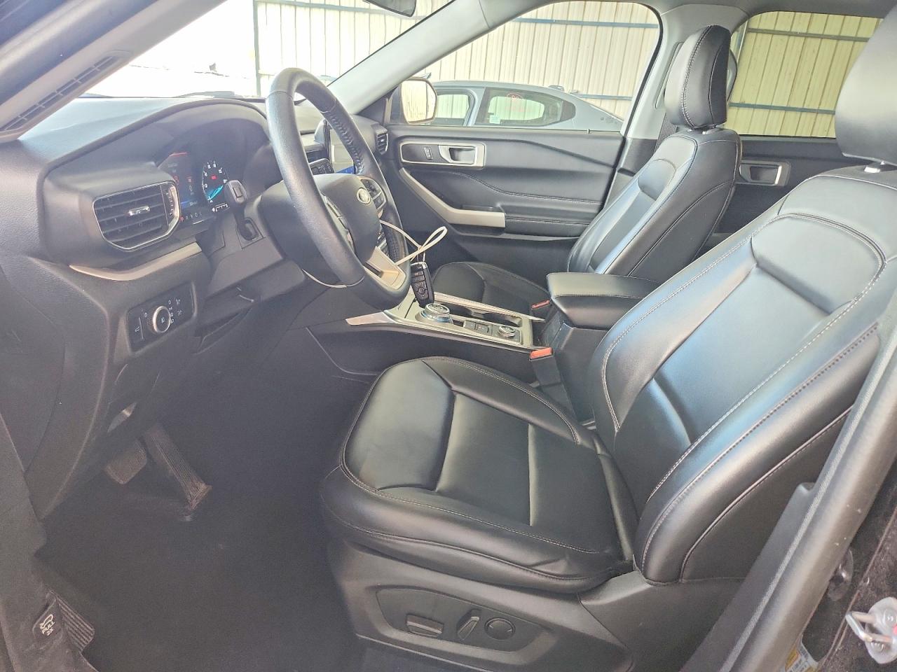 2024 Ford Explorer Xlt Black vin: 1FMSK8DH6RGA05446