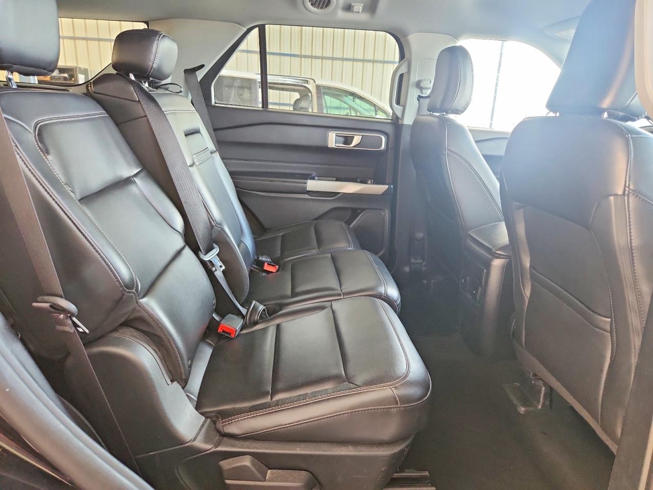2024 Ford Explorer Xlt Black vin: 1FMSK8DH6RGA05446