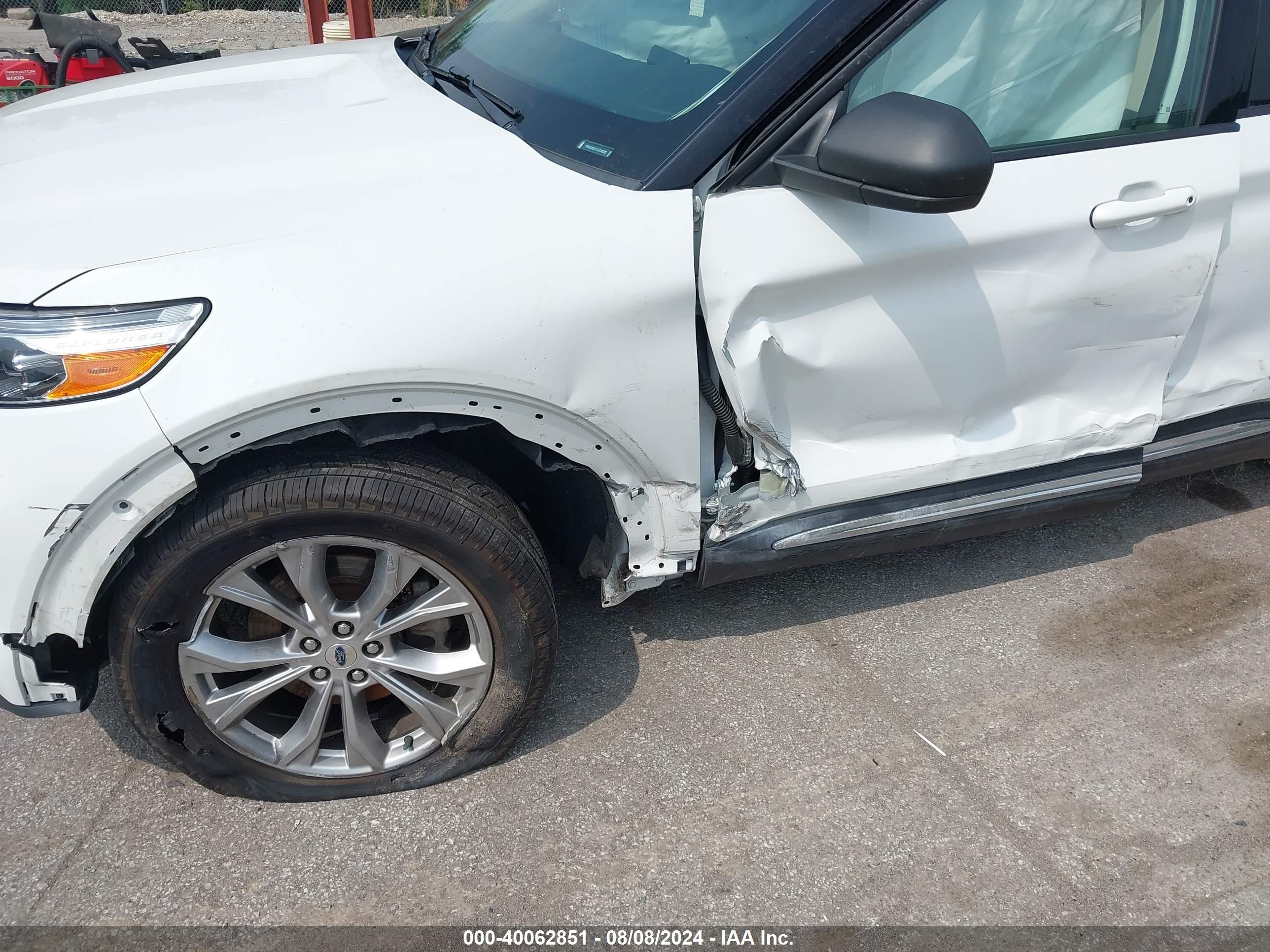 2020 Ford Explorer Xlt White vin: 1FMSK8DH7LGC08028