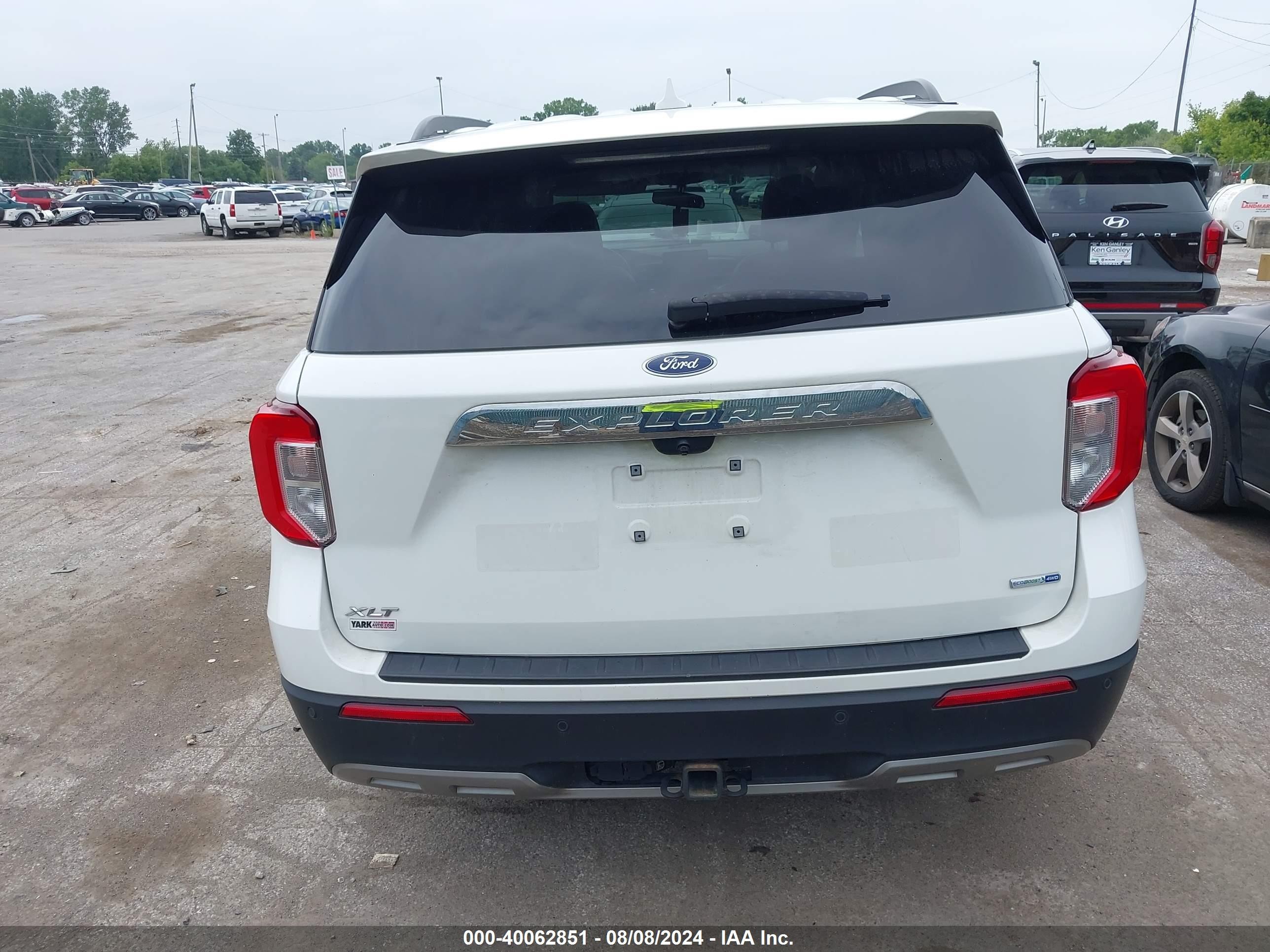 2020 Ford Explorer Xlt White vin: 1FMSK8DH7LGC08028