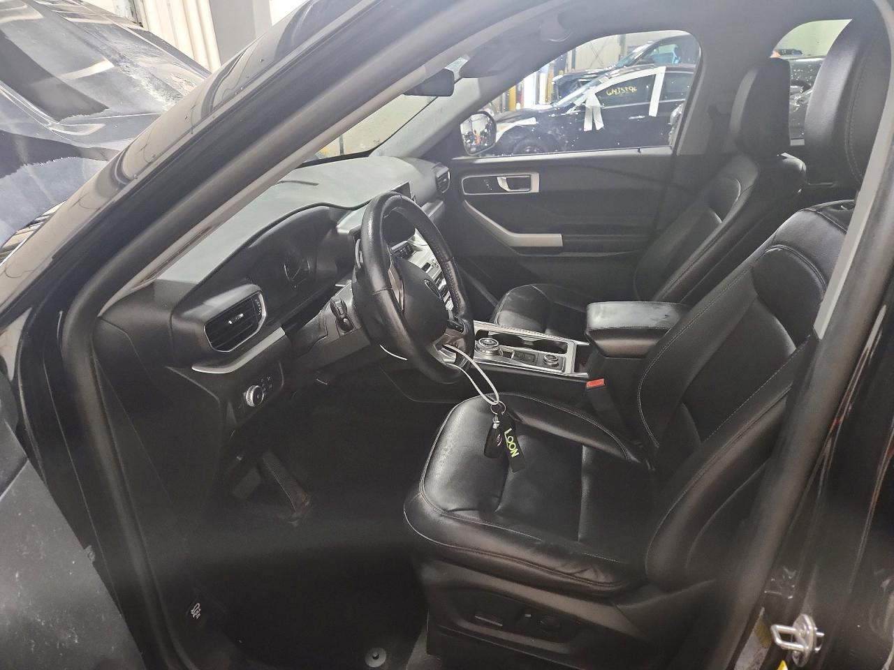 2020 Ford Explorer Xlt Black vin: 1FMSK8DH7LGC78869