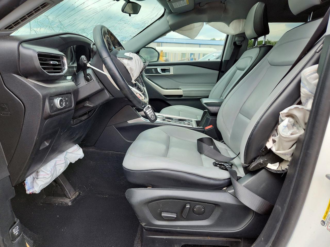 2021 Ford Explorer Xlt White vin: 1FMSK8DH7MGA92718