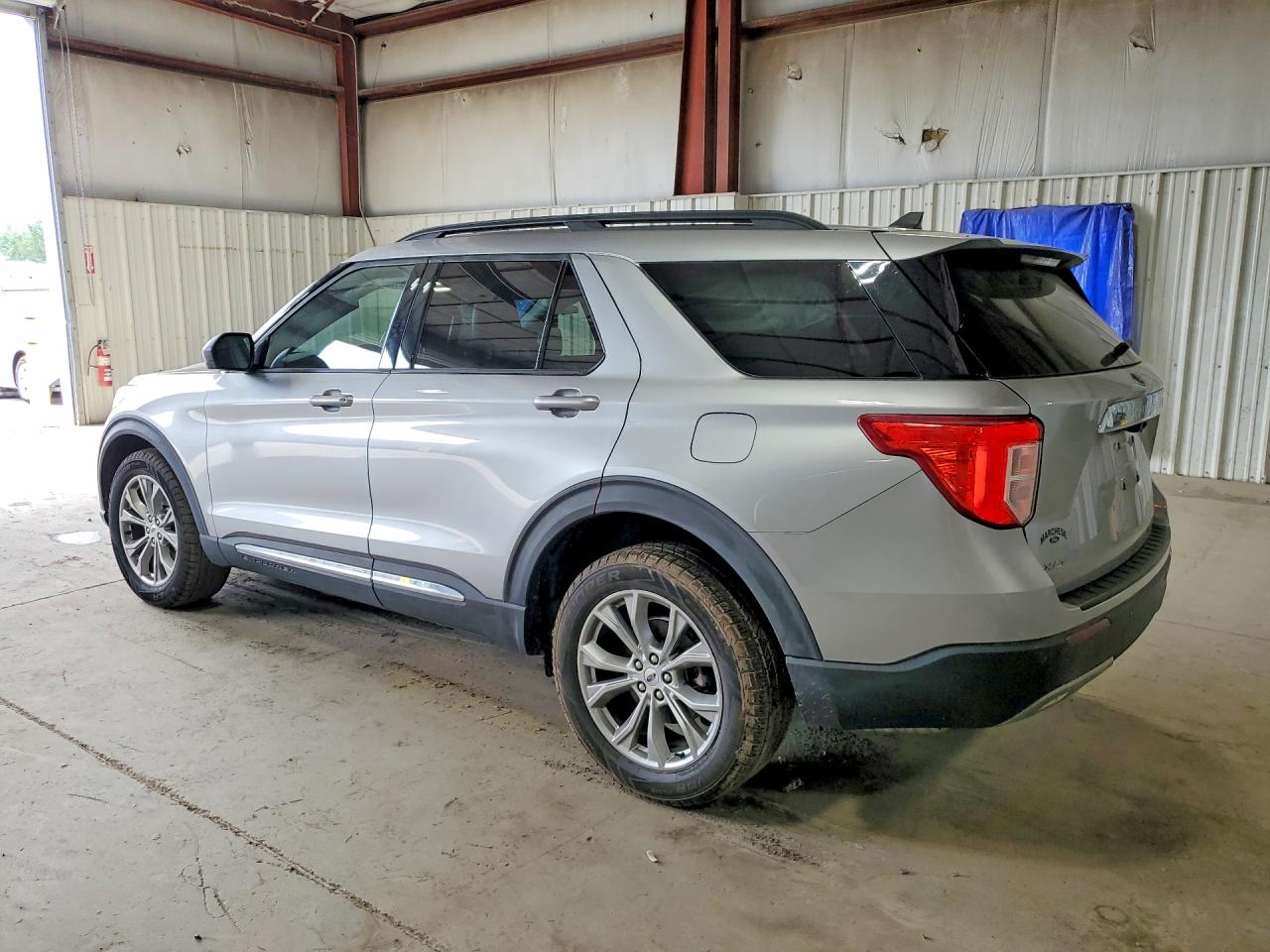 2021 Ford Explorer Xlt Silver vin: 1FMSK8DH7MGC27681