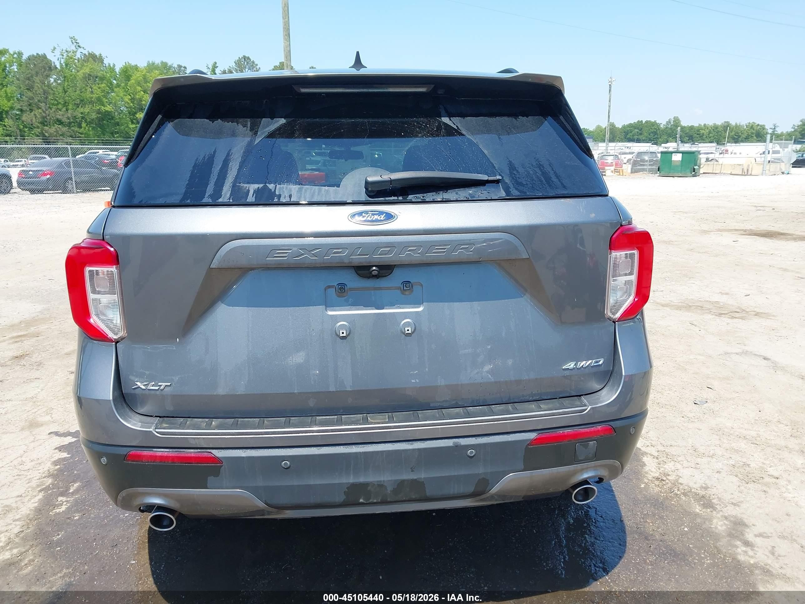 2022 Ford Explorer Xlt Gray vin: 1FMSK8DH7NGC17671