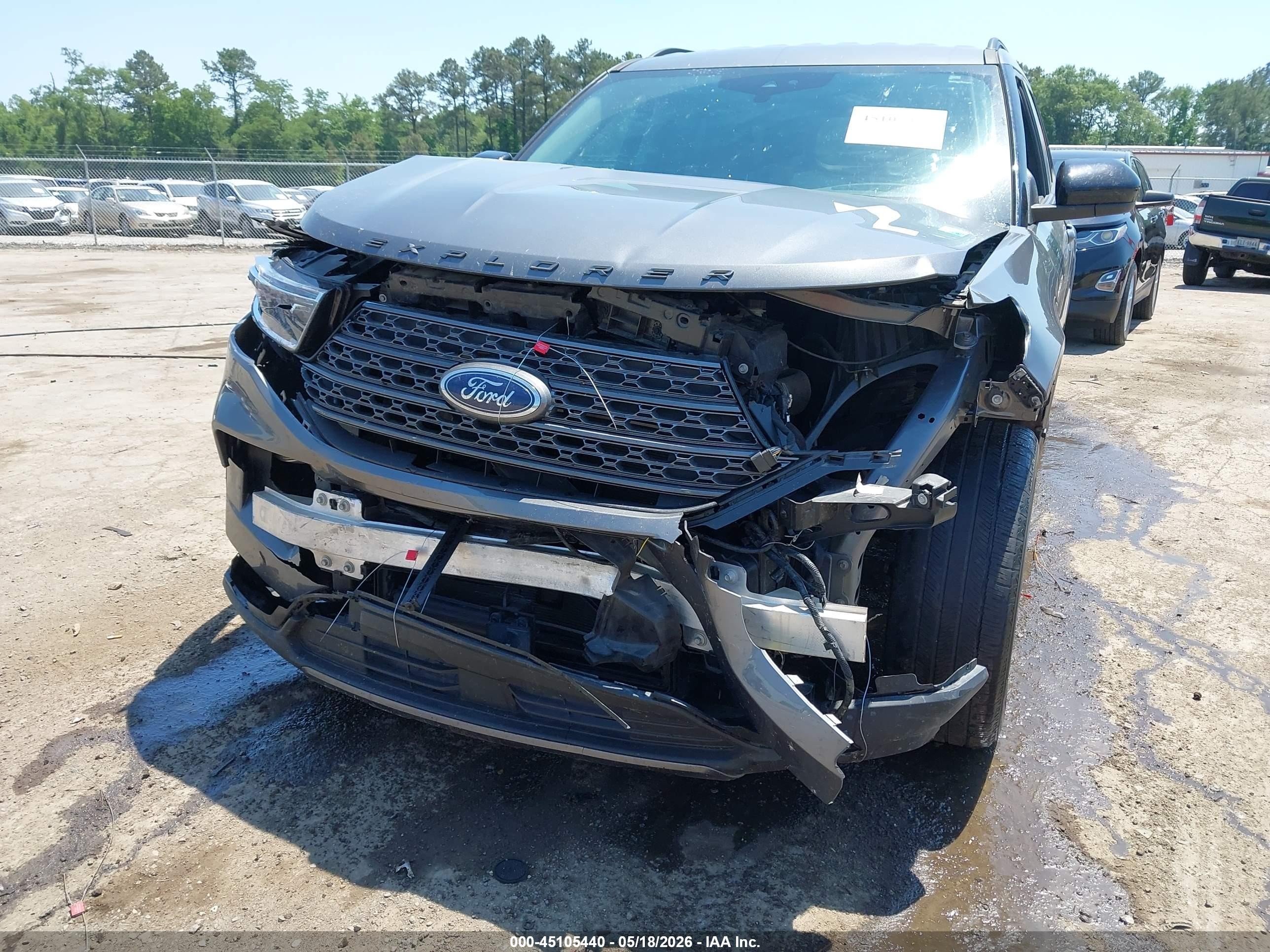 2022 Ford Explorer Xlt Gray vin: 1FMSK8DH7NGC17671