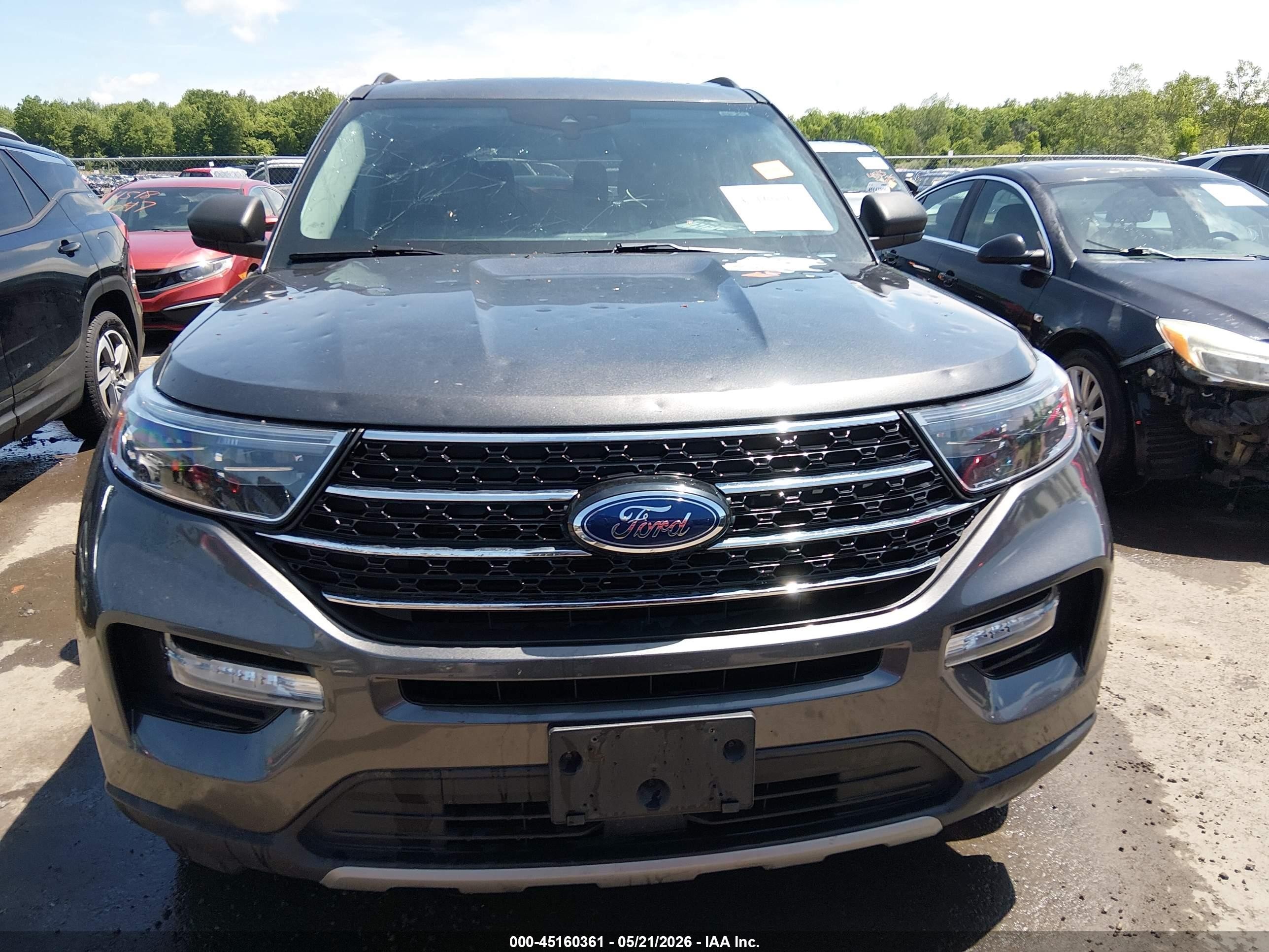 2020 Ford Explorer Xlt Gray vin: 1FMSK8DH8LGC43385