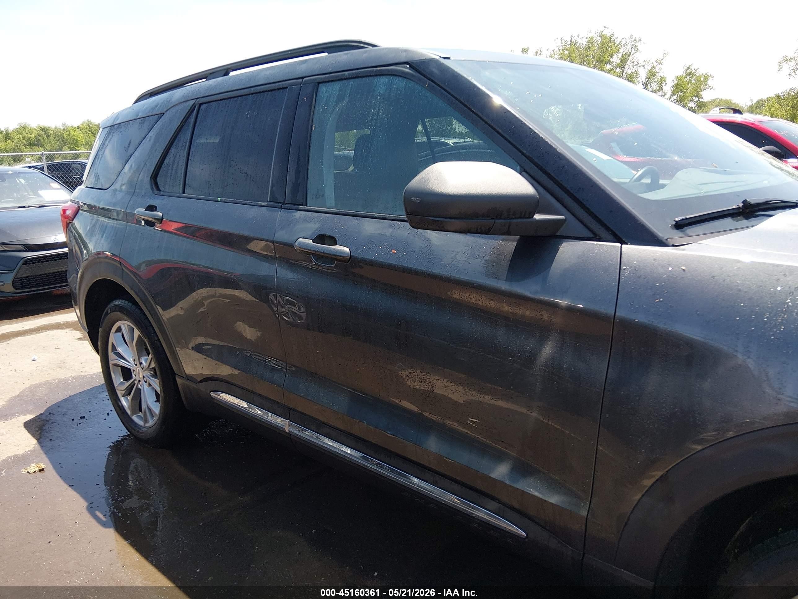 2020 Ford Explorer Xlt Gray vin: 1FMSK8DH8LGC43385