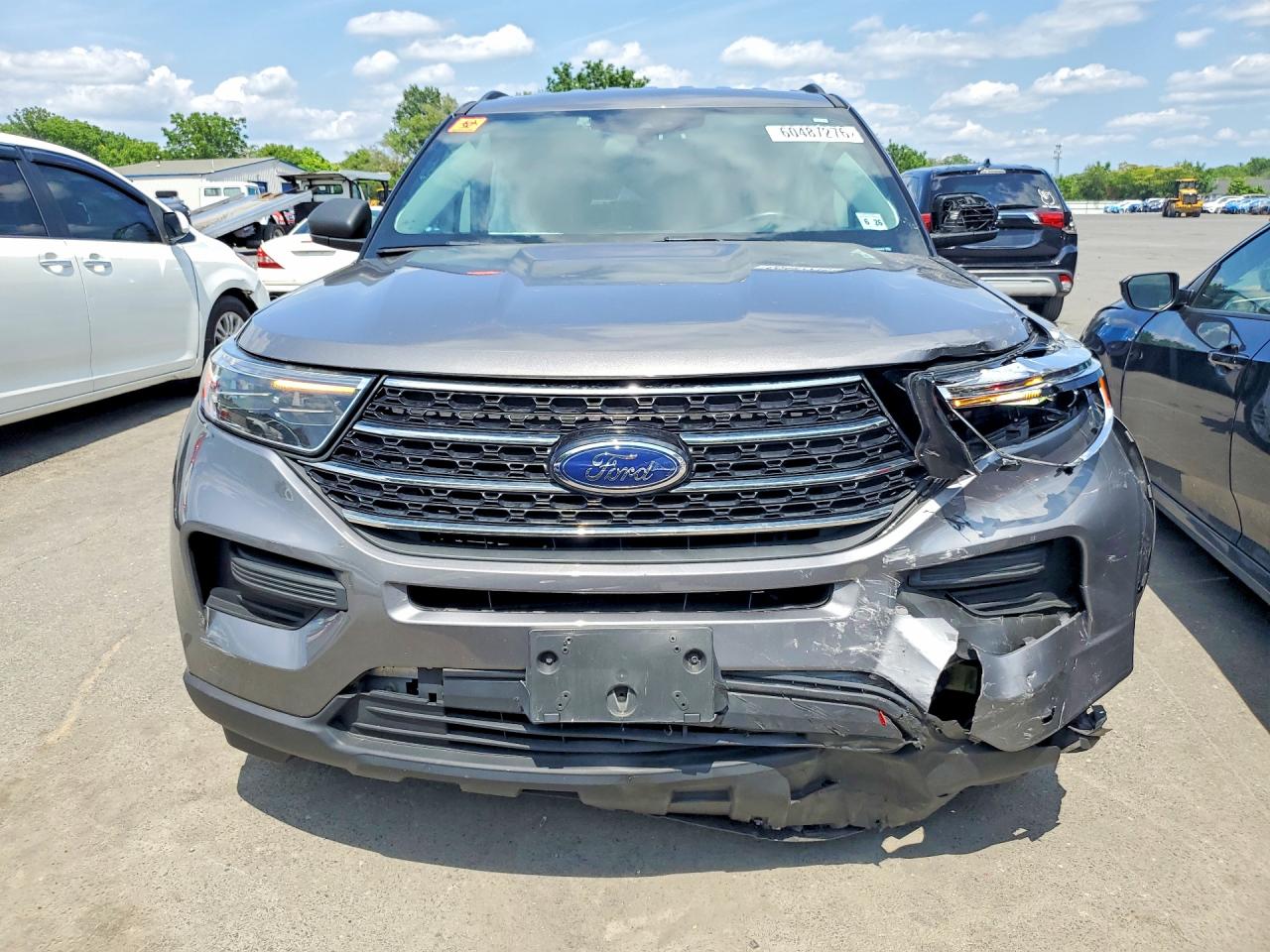 2021 Ford Explorer Xlt Gray vin: 1FMSK8DH8MGA54608