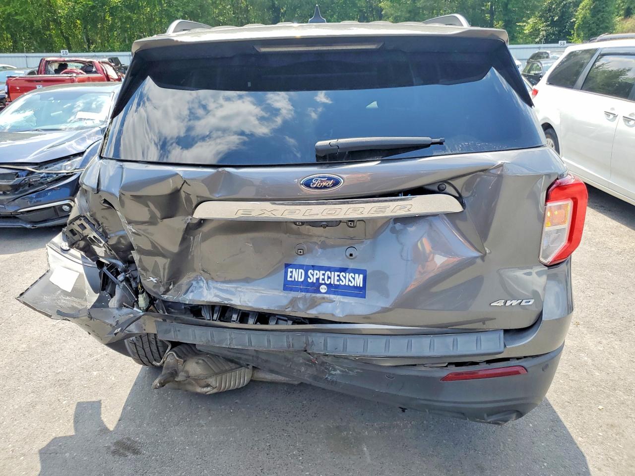 2021 Ford Explorer Xlt Gray vin: 1FMSK8DH8MGA54608