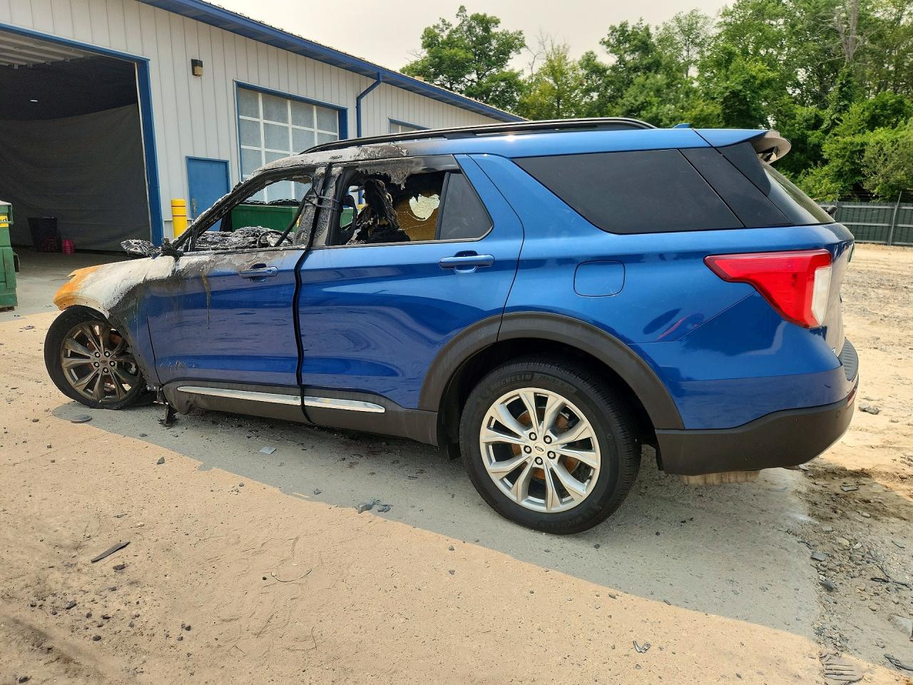 2020 Ford Explorer Xlt Blue vin: 1FMSK8DH9LGB44350