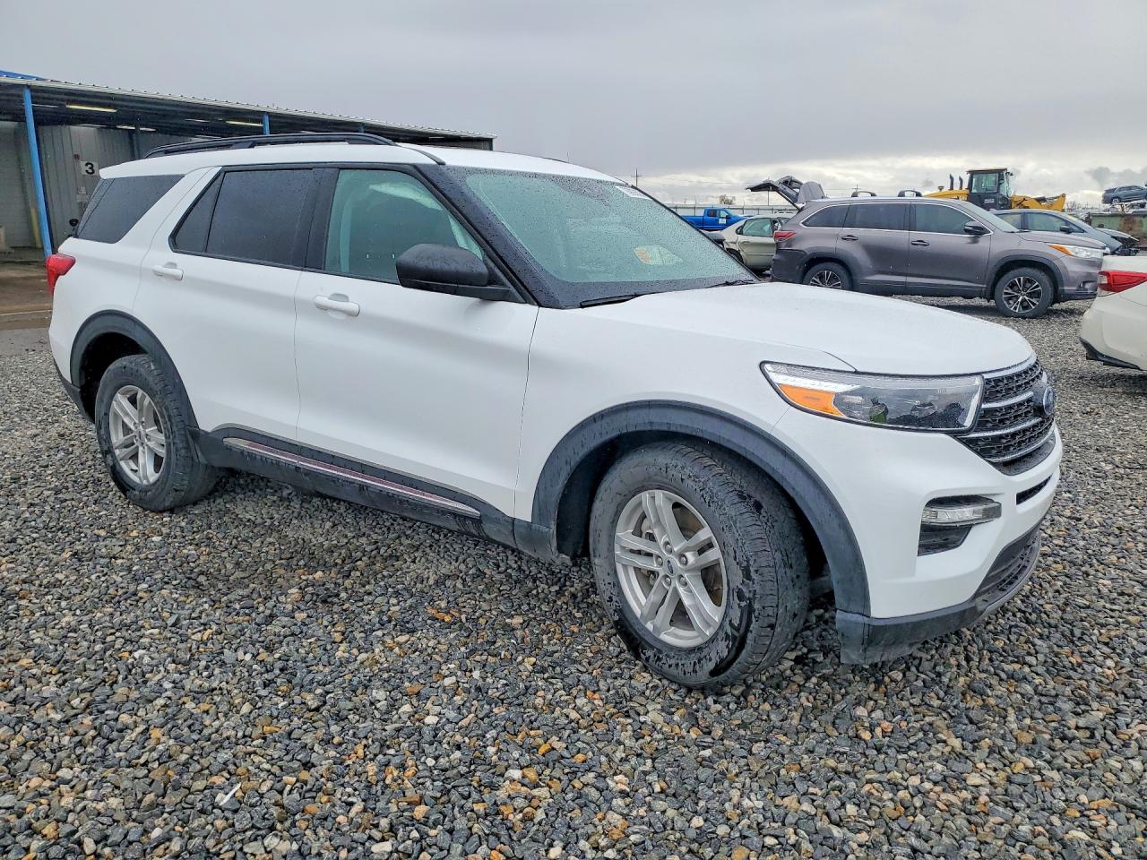 2021 Ford Explorer Xlt White vin: 1FMSK8DH9MGC07836