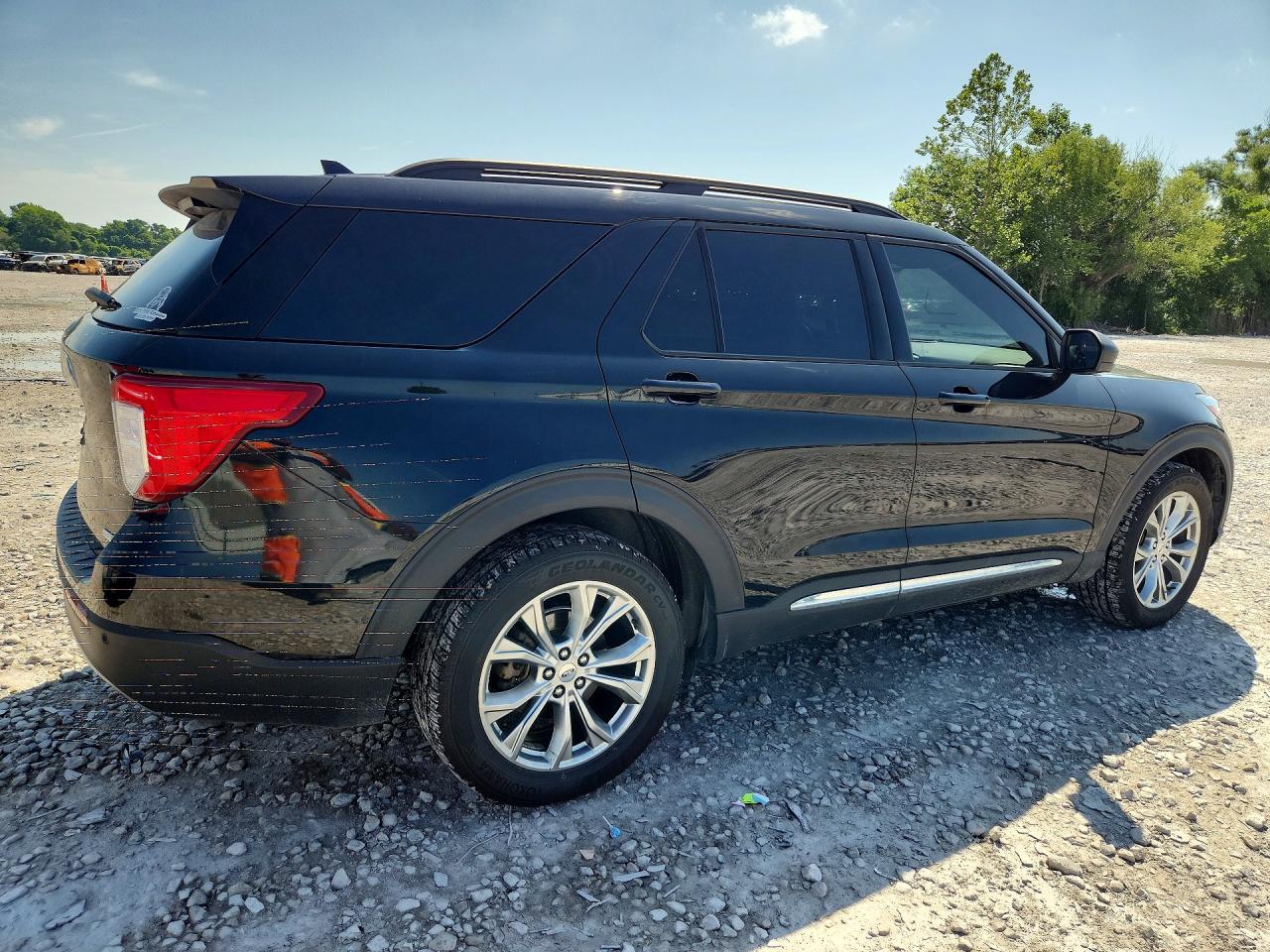 2020 Ford Explorer Xlt Black vin: 1FMSK8DHXLGB62341