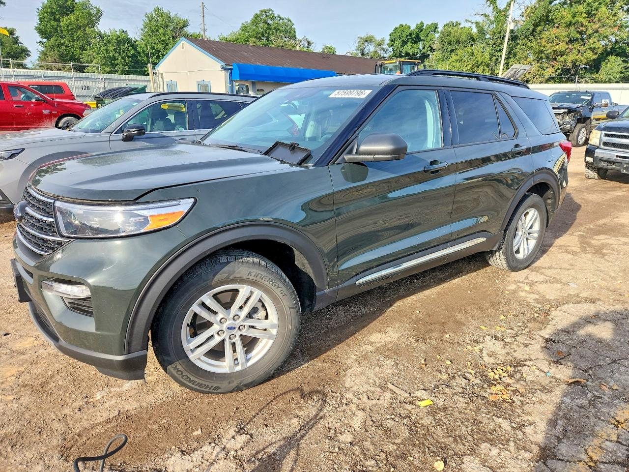 2023 Ford Explorer Xlt Green vin: 1FMSK8DHXPGC15660