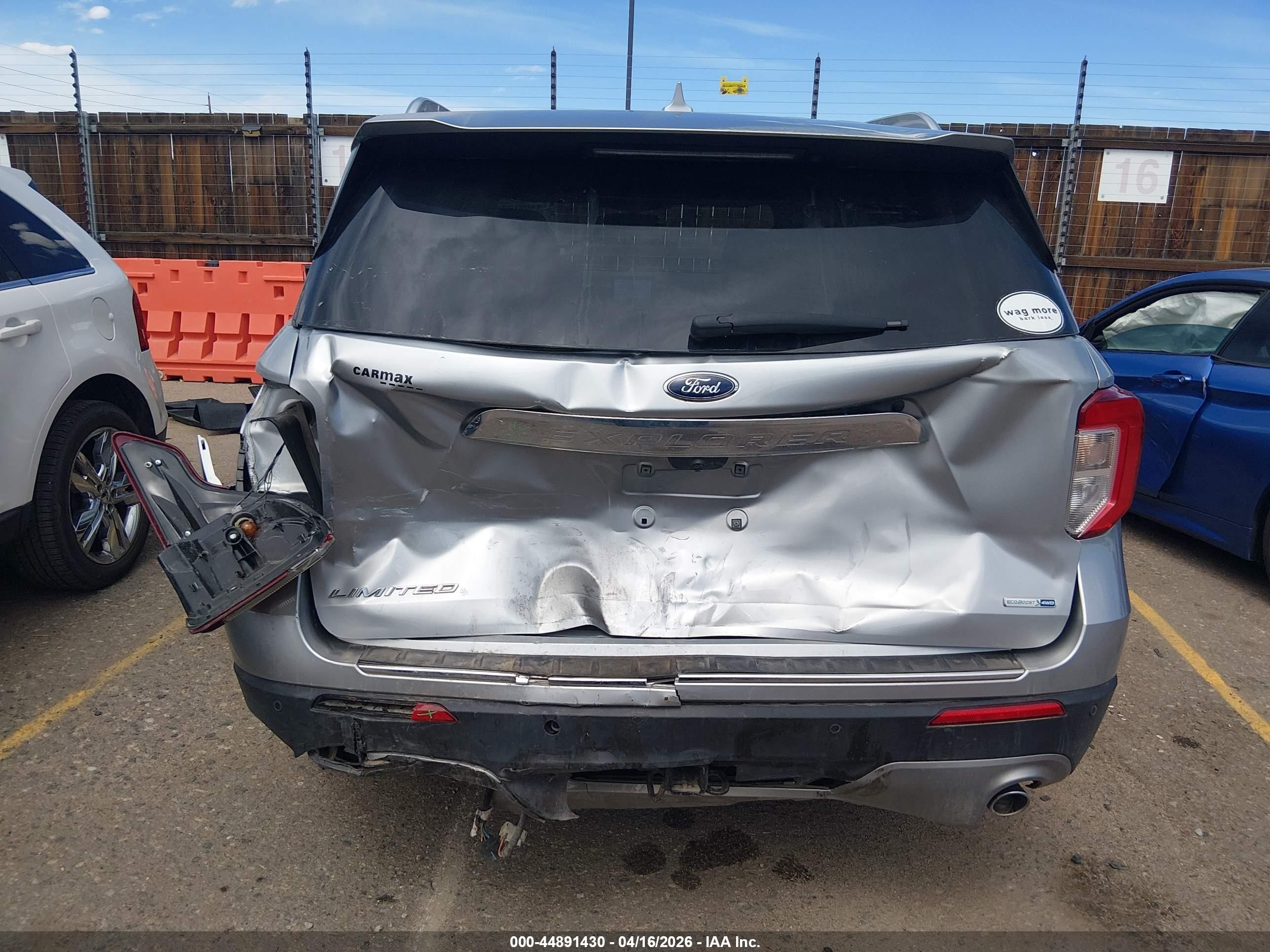 2020 Ford Explorer Limited Silver vin: 1FMSK8FH2LGA53076