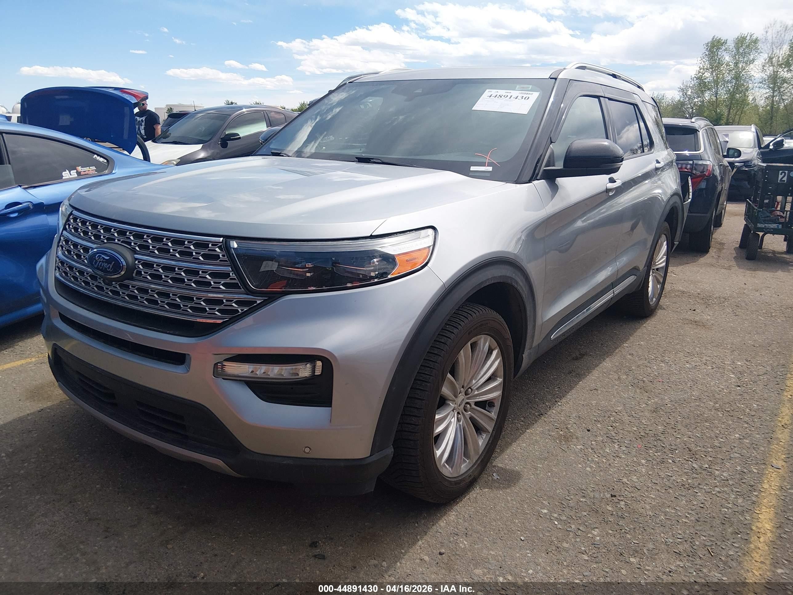 2020 Ford Explorer Limited Silver vin: 1FMSK8FH2LGA53076