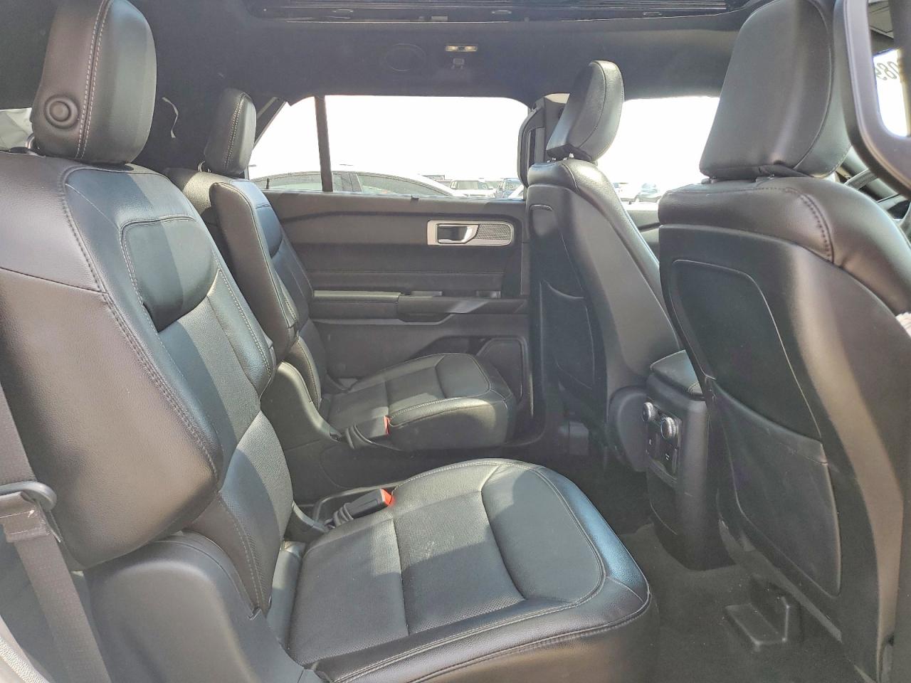 2020 Ford Explorer Limited White vin: 1FMSK8FH2LGA63834