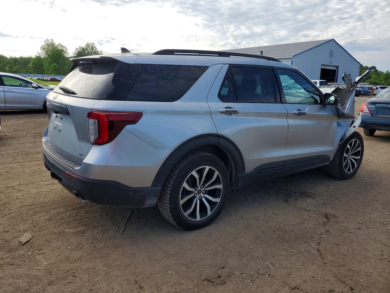 2022 Ford Explorer St-line Silver vin: 1FMSK8KH9NGC44809