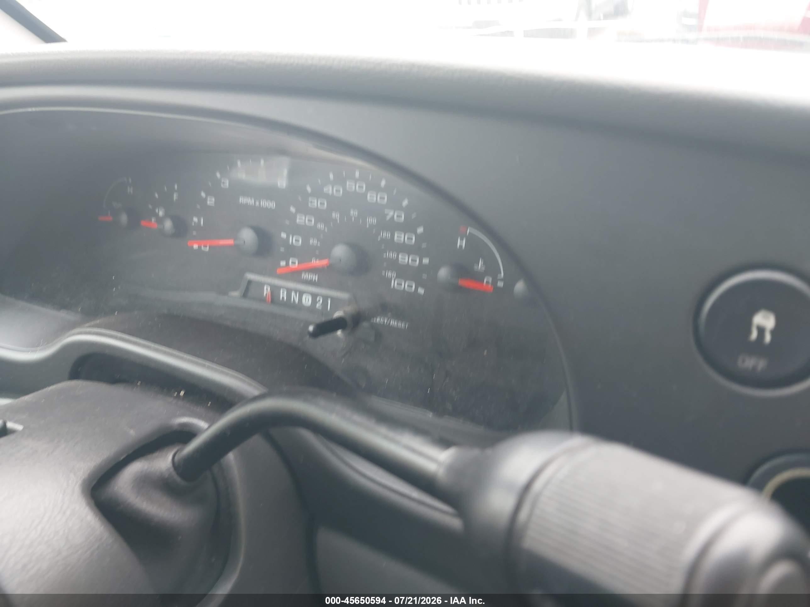 2008 Ford E-350 Super Duty Xl/xlt Белый vin: 1FMSS31L58DA49739