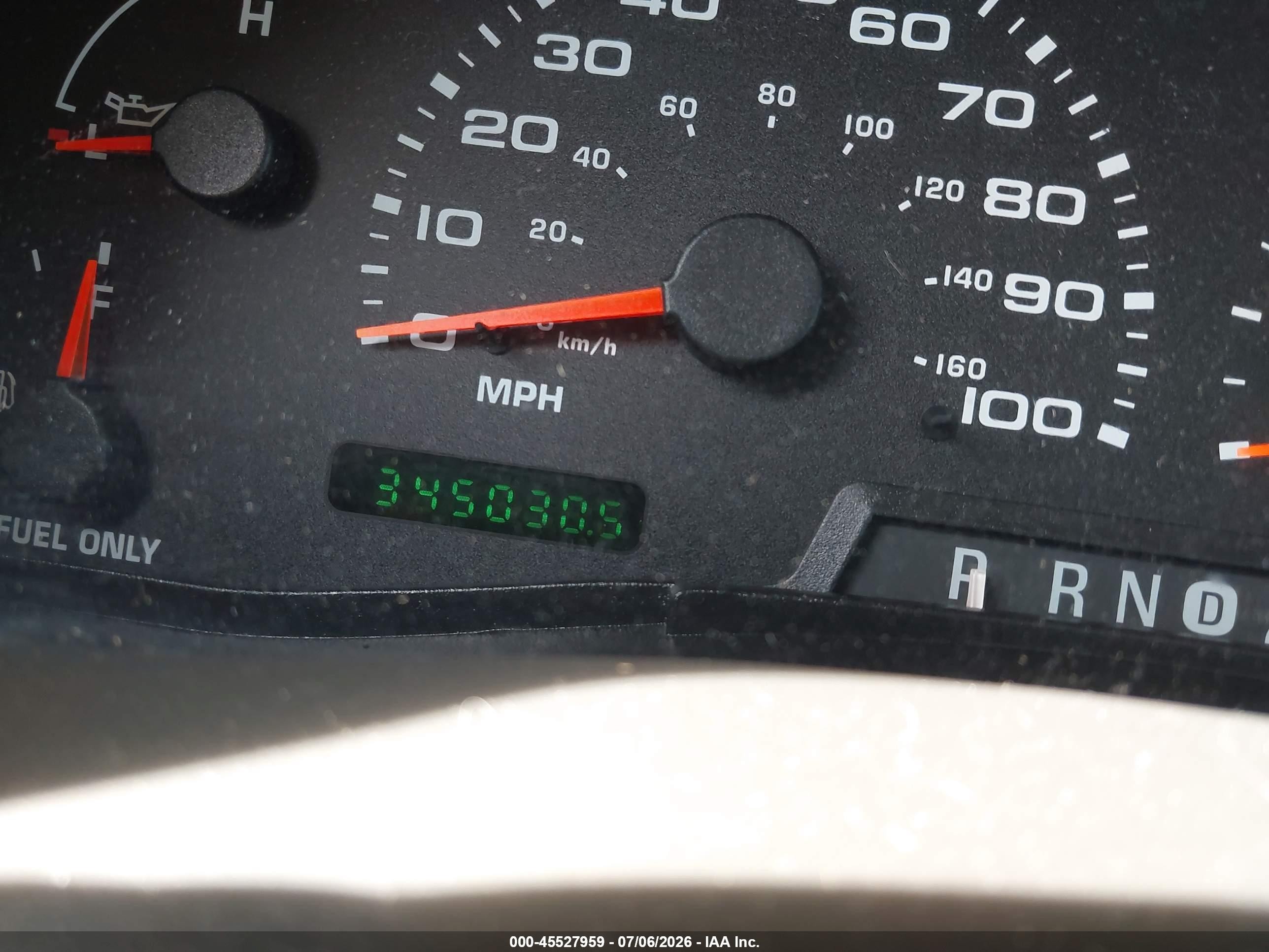 2002 Ford Excursion Xlt White vin: 1FMSU41F42EB66093