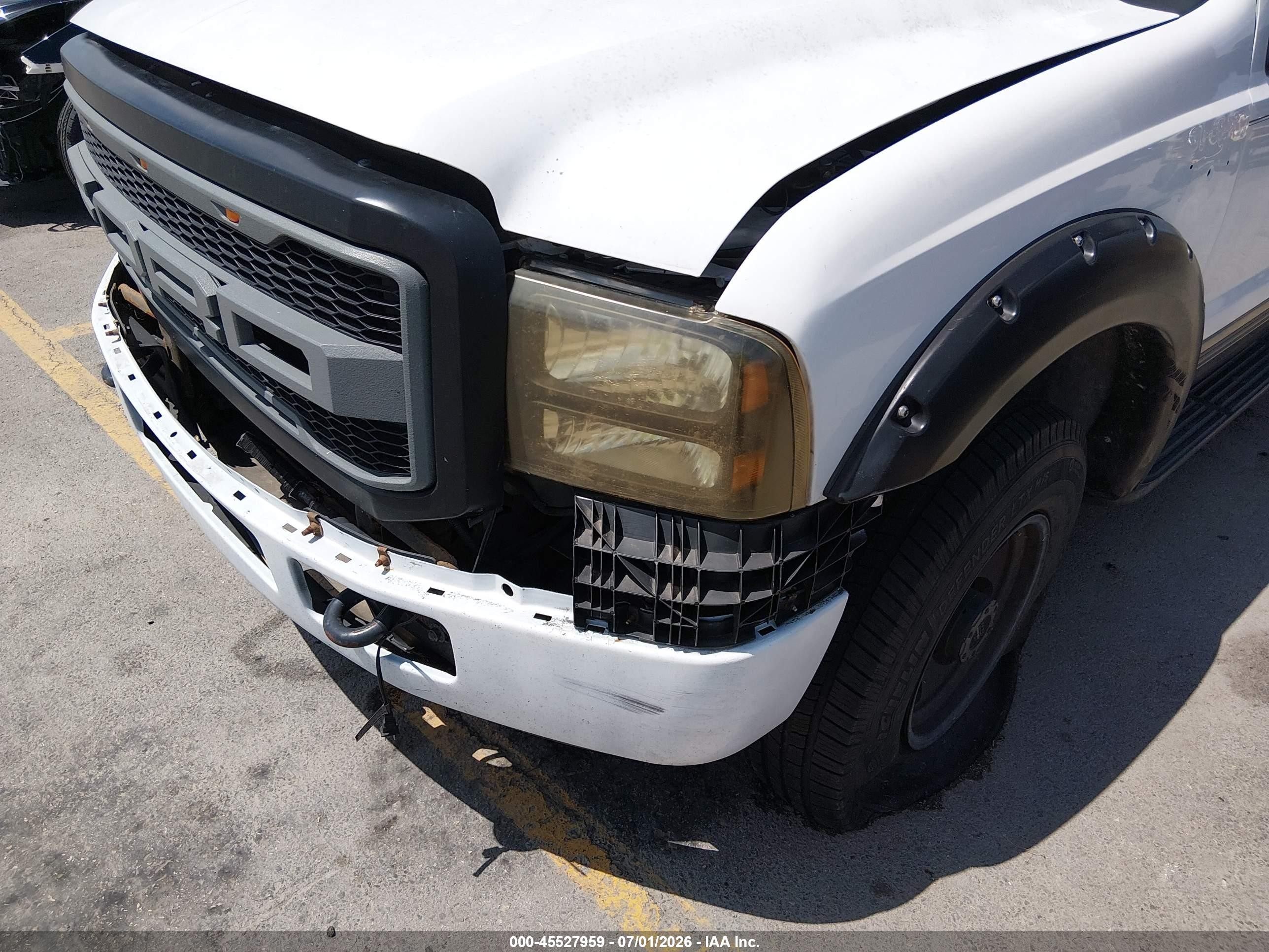 2002 Ford Excursion Xlt White vin: 1FMSU41F42EB66093