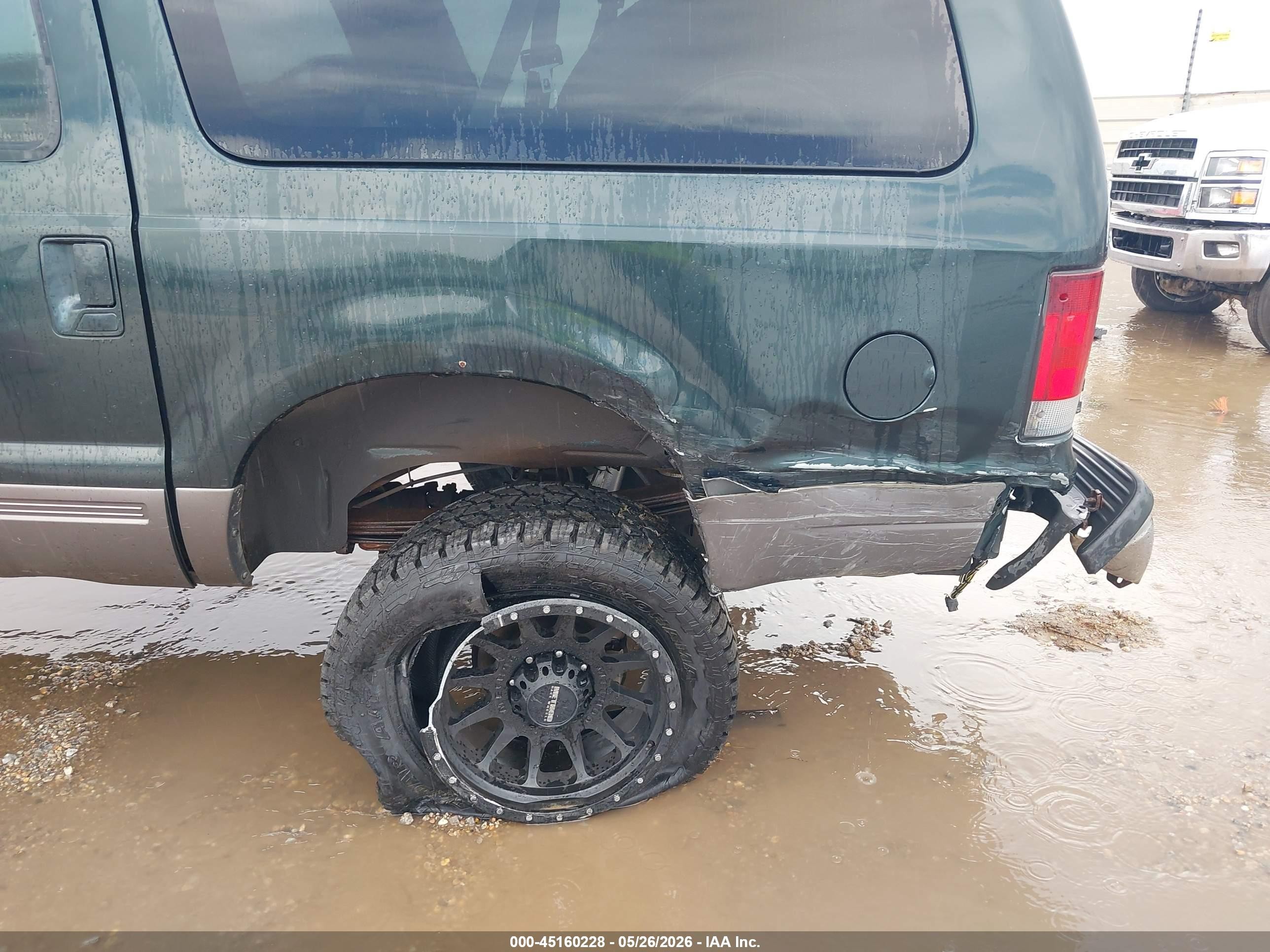 2002 Ford Excursion Xlt Зеленый vin: 1FMSU41F62EB66502
