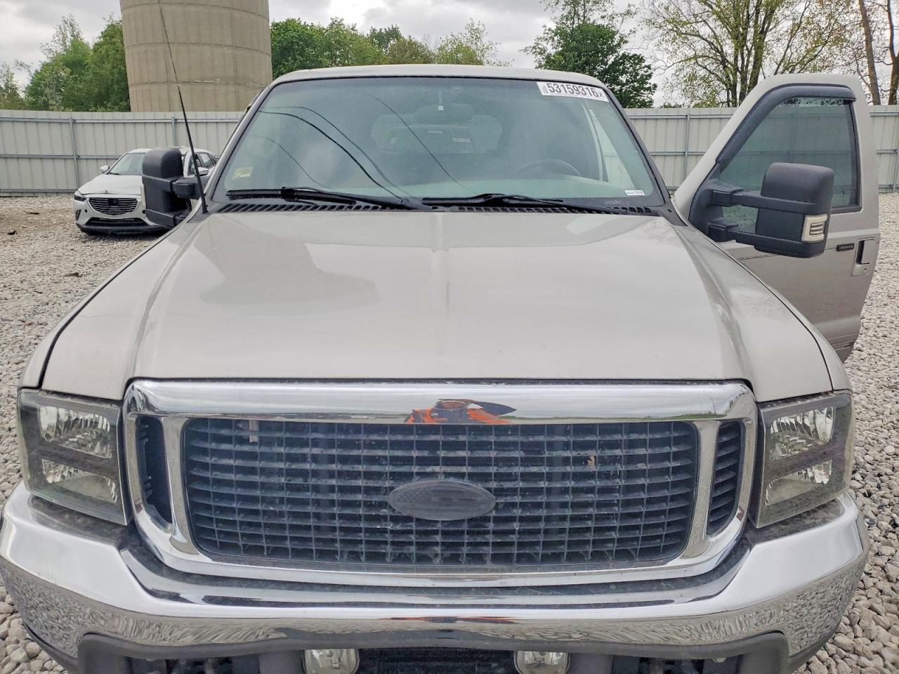2002 Ford Excursion Xlt Серебряный vin: 1FMSU41F72EA51732