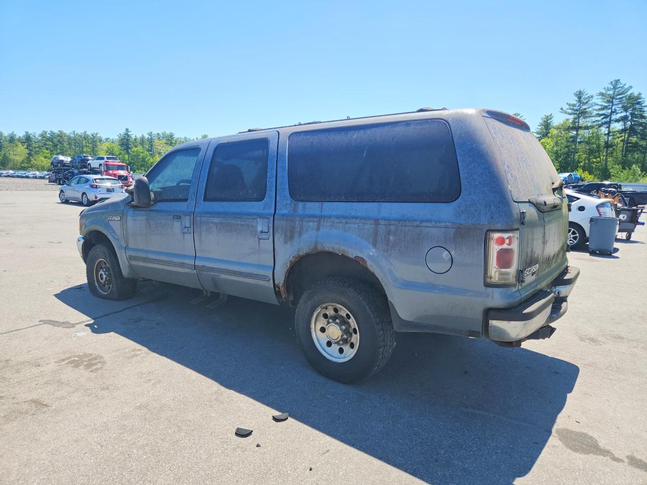 2000 Ford Excursion Xlt Серебряный vin: 1FMSU41F8YED27960