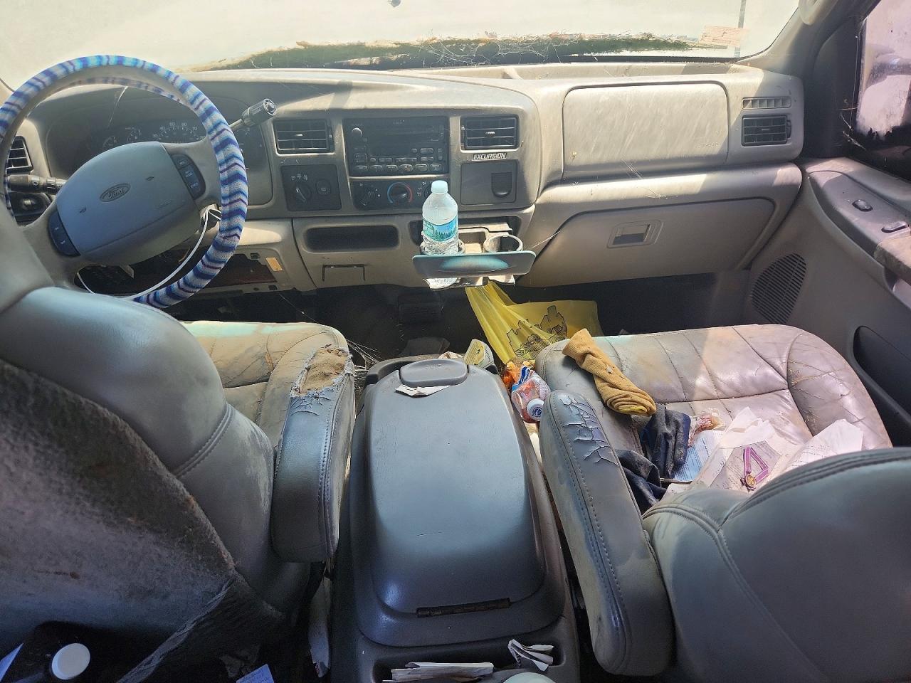 2000 Ford Excursion Xlt Серебряный vin: 1FMSU41F8YED27960