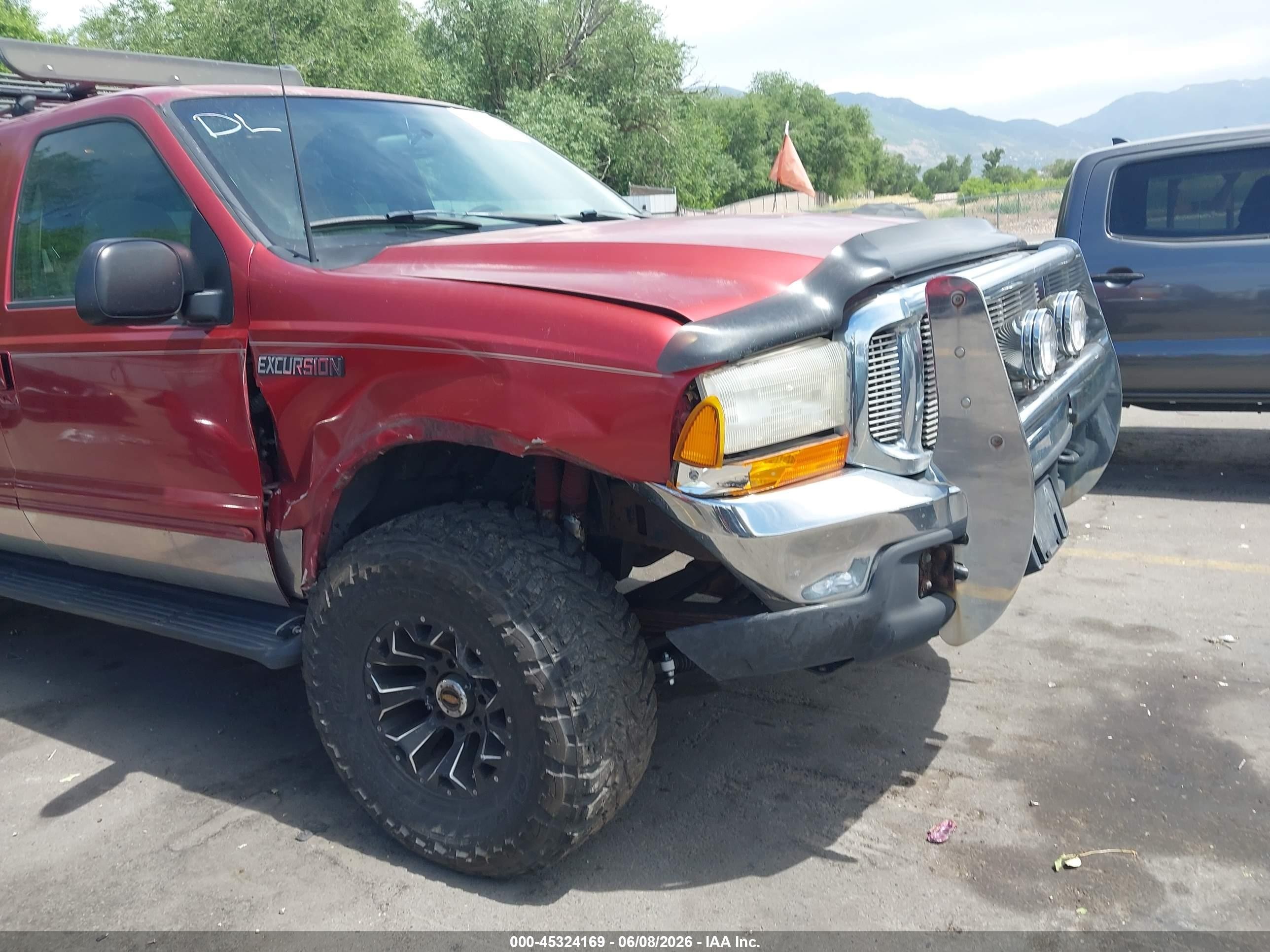 2000 Ford Excursion Xlt Красный vin: 1FMSU41F8YED60019