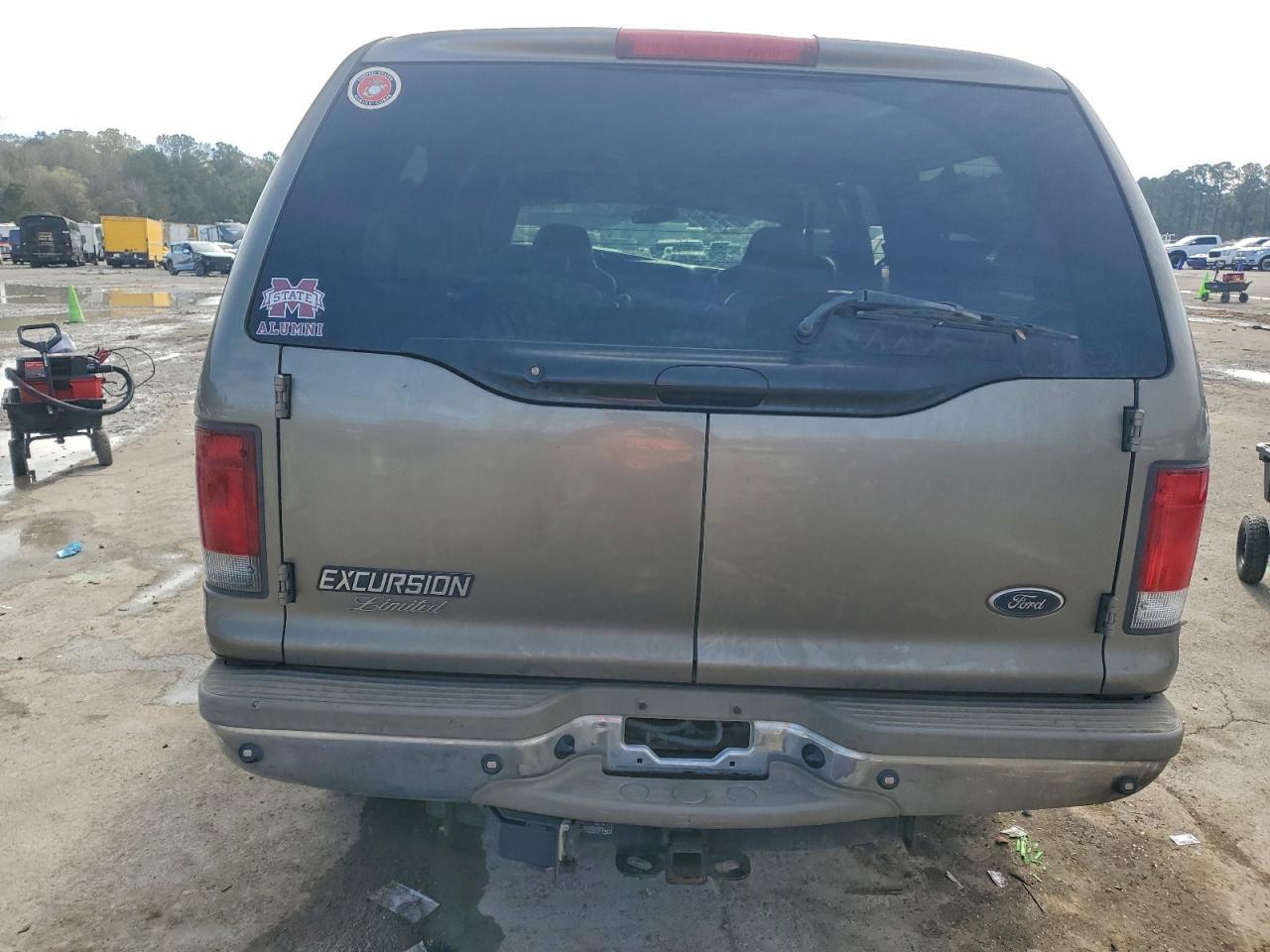 2002 Ford Excursion Limited Tan vin: 1FMSU43F22ED01391