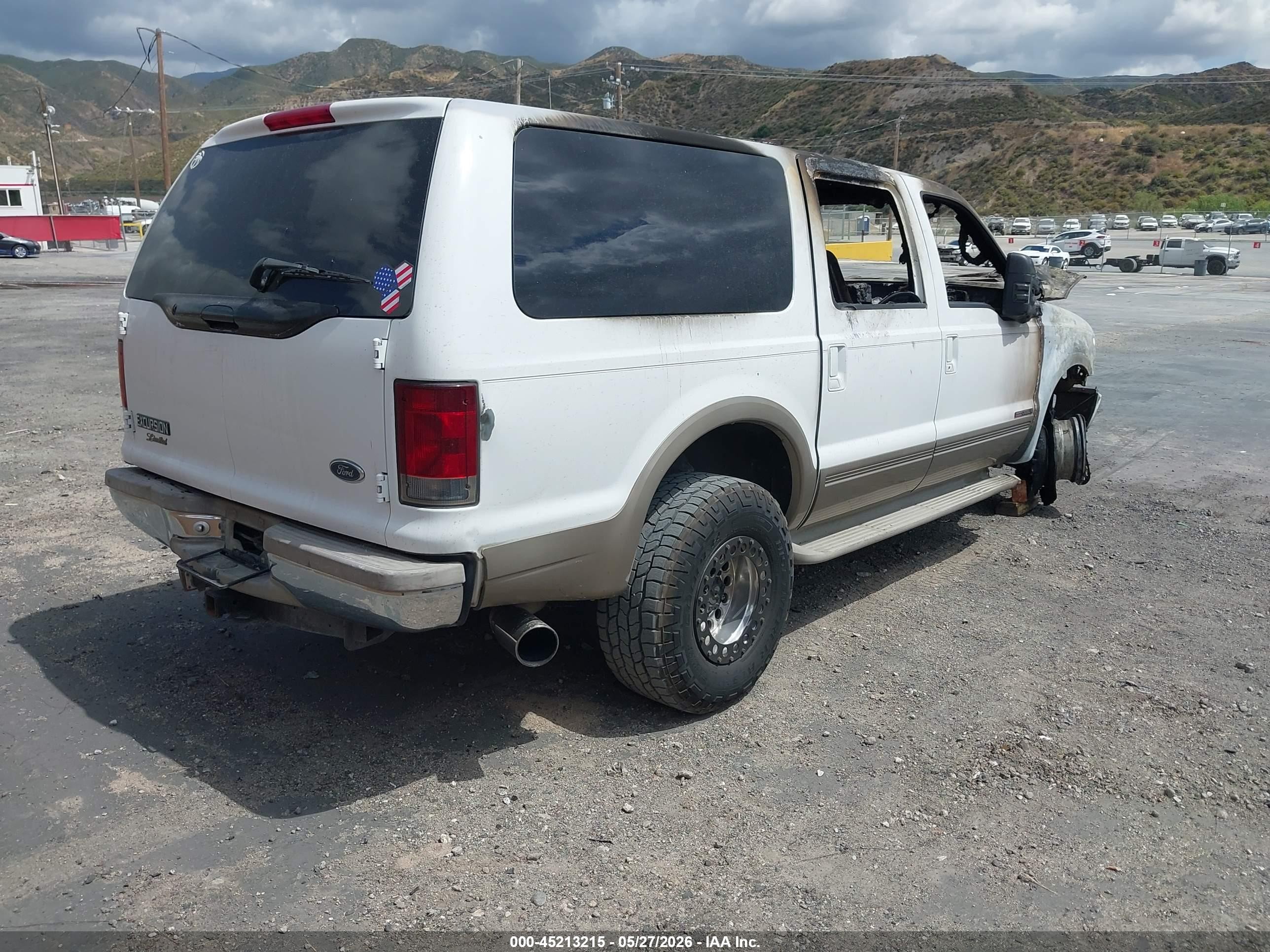 2000 Ford Excursion Limited Белый vin: 1FMSU43F3YEB26464