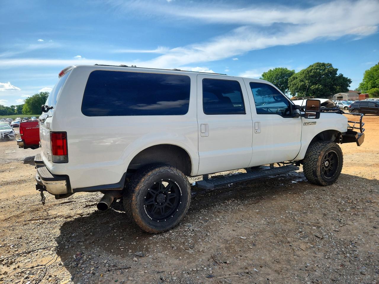 2002 Ford Excursion Limited White vin: 1FMSU43F82EA41840